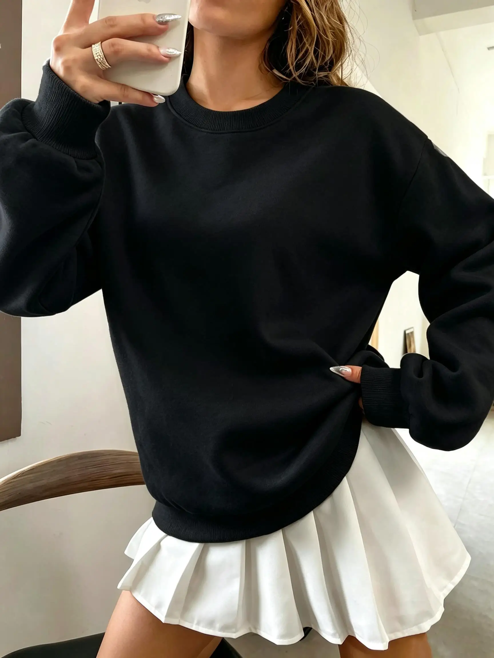 Korean Oversized Solid Color Women Streetwear Crewneck Y2K Sweatshirt Fleece Pullover Casual Autumn Jogging Woman Clothing