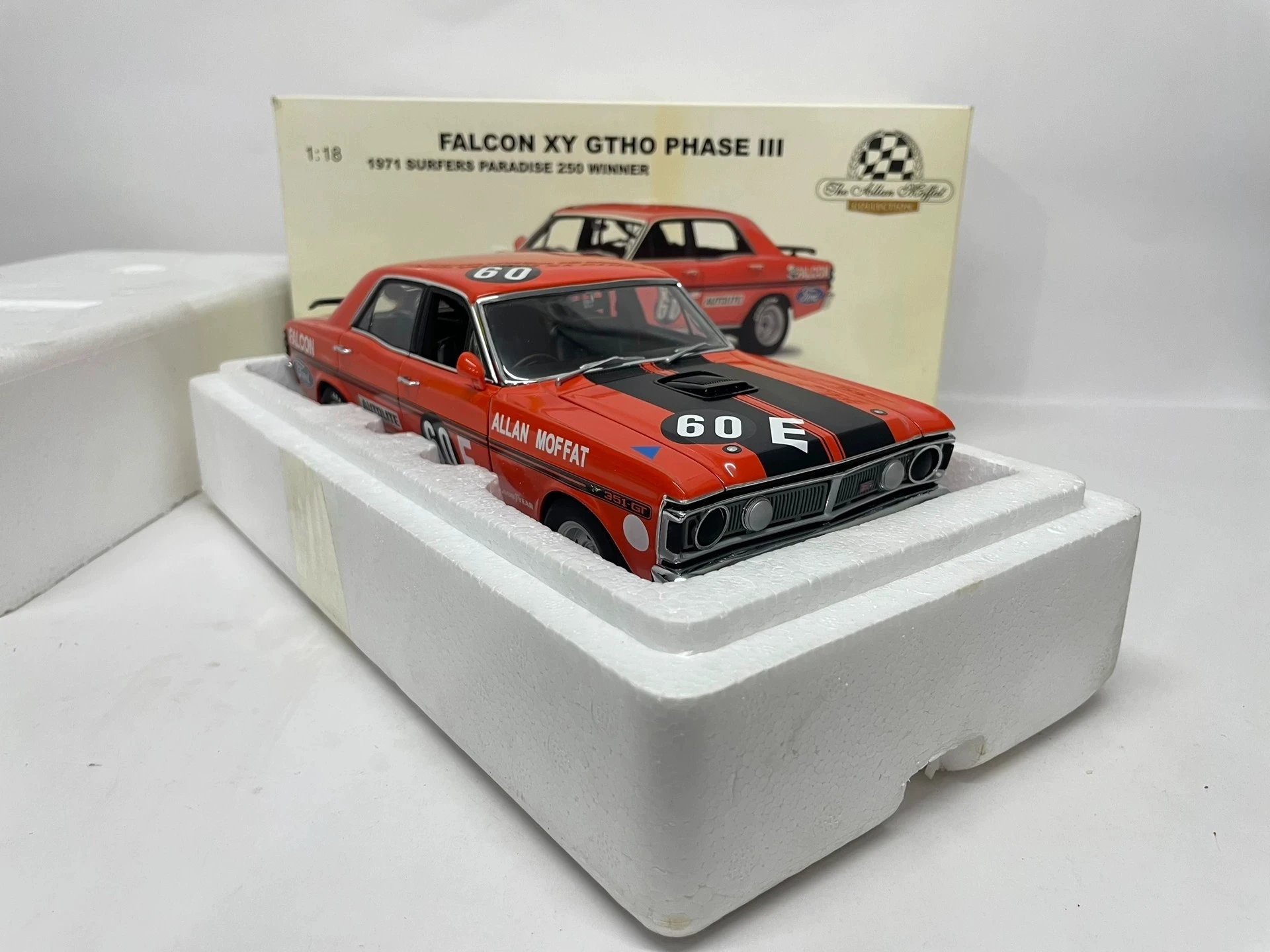 Autoart 1:18 Falcon XY 1971 #60 Simulation Limited Edition All Open Alloy Metal Static Car Model Toy Gift