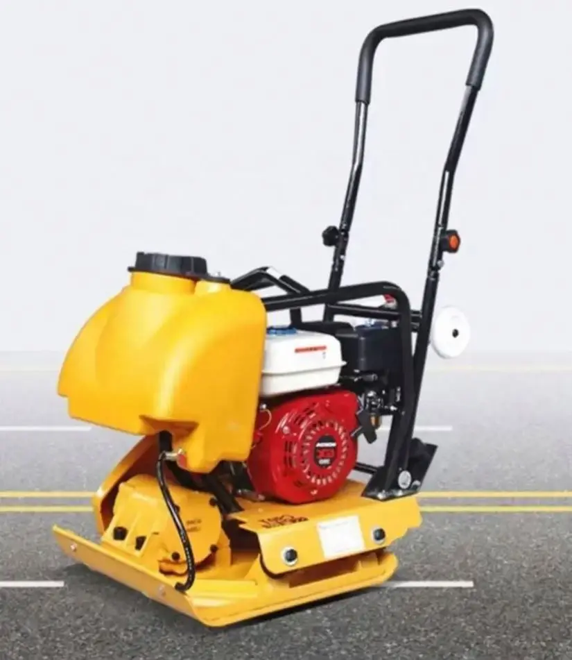 مصنع توريد البنزين محرك الديزل الاهتزاز المضغوط / لوحة عالية الكفاءة المضغوط آلات بناء الطريق بالجملة