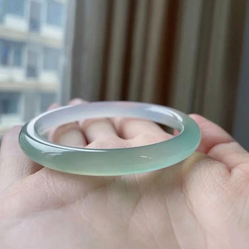 

Ice chalcedony bracelet, semi-translucent, oil-, far mountain green, 8MM gradient round bangle