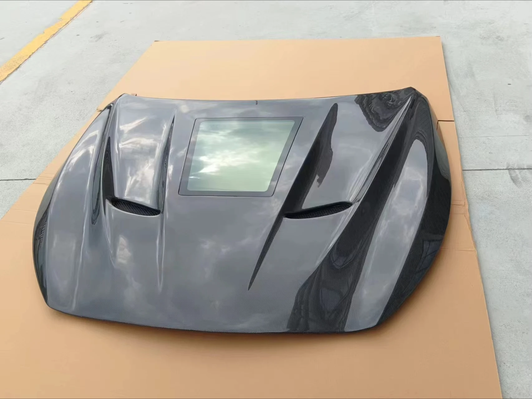 Cappa in carbonio MRD per Infiniti Q50 2014+ Q60 2017+ Cofano in fibra di carbonio con finestra in vetro