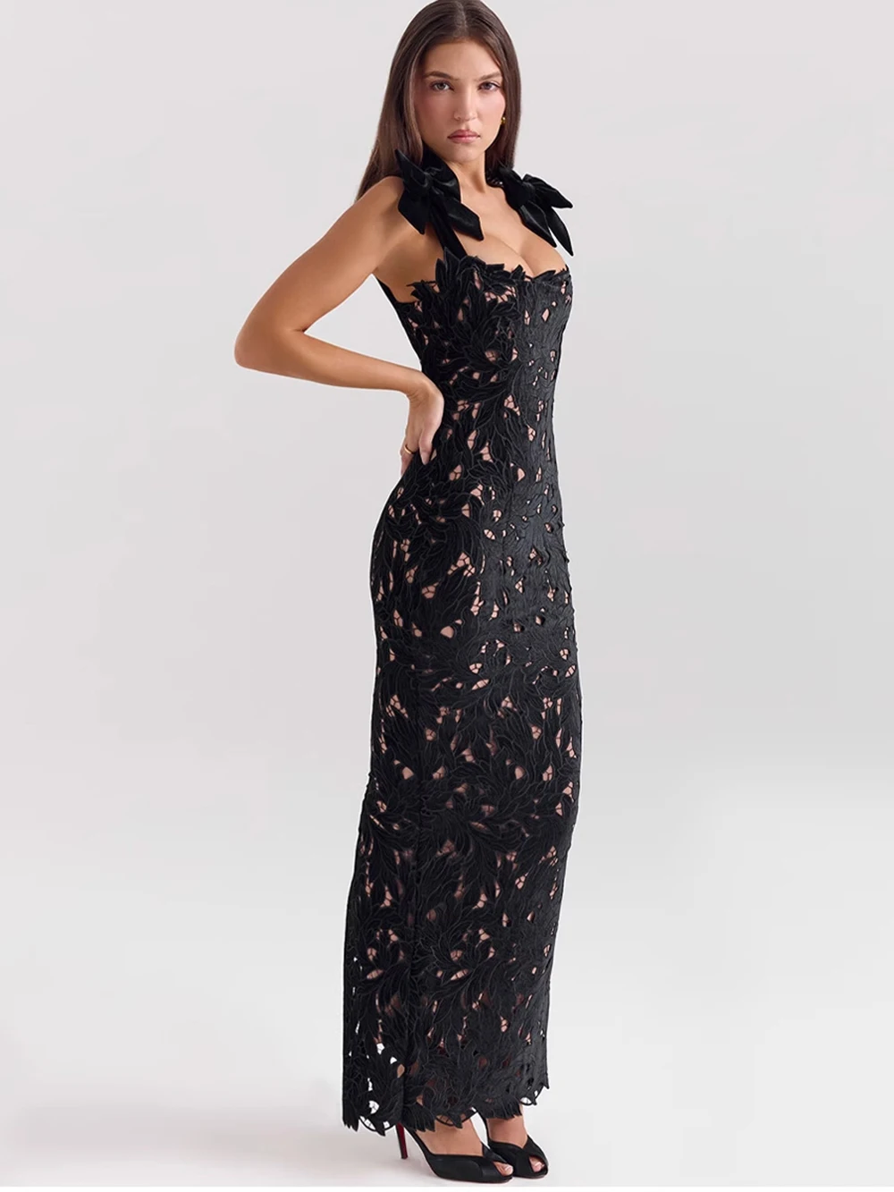 الأوروبية والأمريكية الأزياء مثير الدانتيل جوفاء مزاجه فراشة ضمادة التخسيس حقيبة الأرداف فستان طويل أثواب رسمية #3