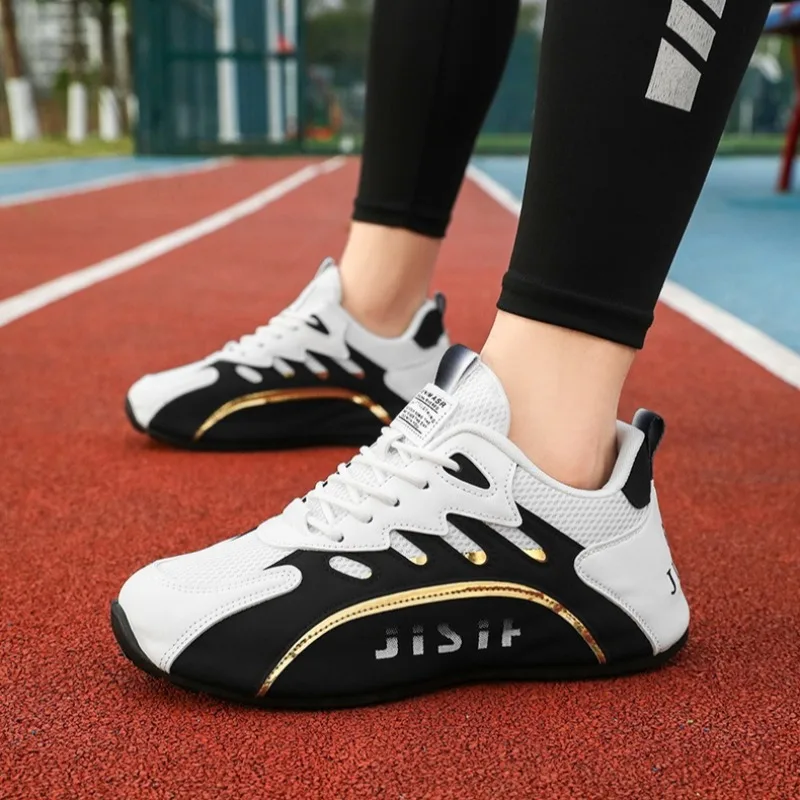 男性カジュアルスニーカー 2025 秋通気性スポーツシューズ屋外滑り止めメッシュランニングシューズ男性用アスレチックジョギングウォーキングシューズ