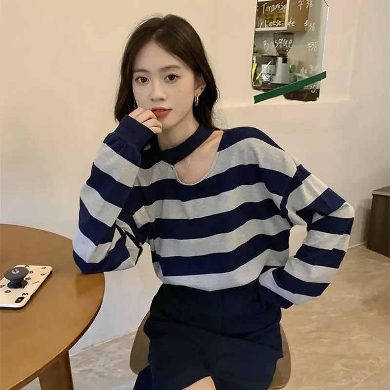 Camiseta a rayas para mujer, camiseta ahuecada Ins que combina con todo, manga larga, elegante, a la moda, estética suave, atractiva, holgada Ulzzang 2024