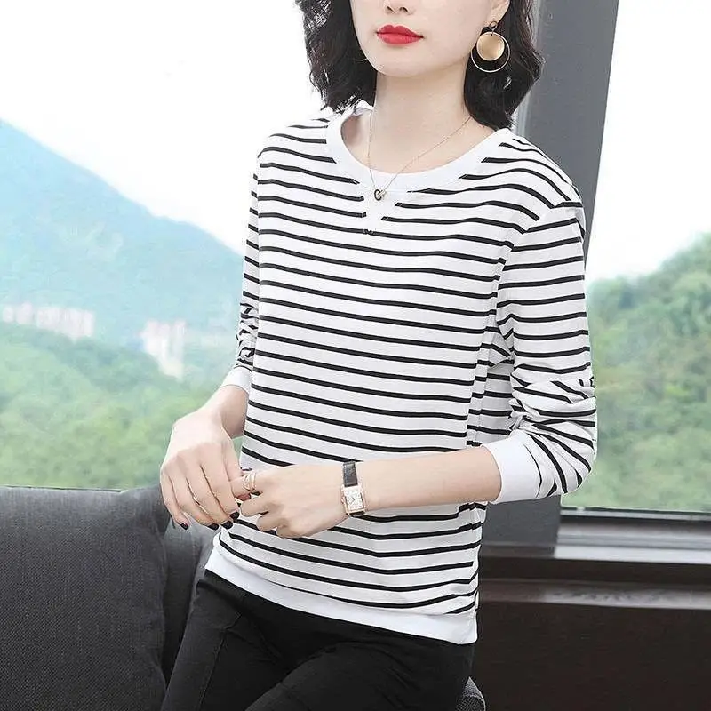 Fashion O-Neck Printing Loose Striped T-Shirt Women\'s Clothing 2022 Autumn New Casual Pullovers Tops Korean Oversized T-shirt