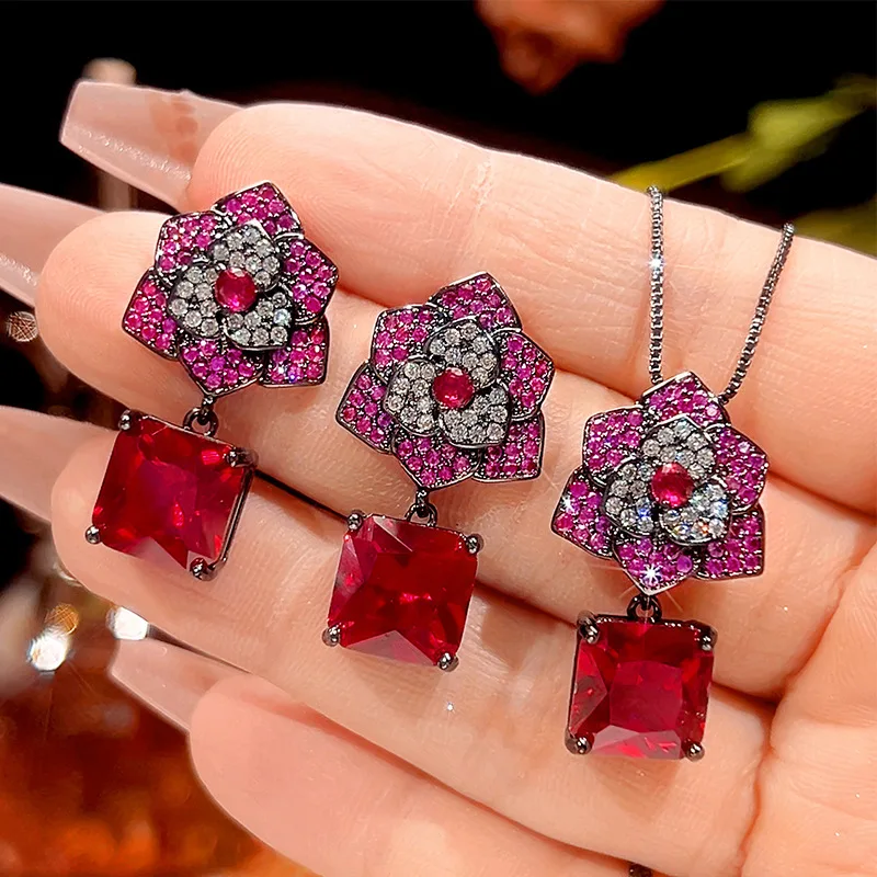 

New Autumn and Winter Jewelry Set: Diamond-plated Jade Black Gold Vintage Camellia Set 10*10