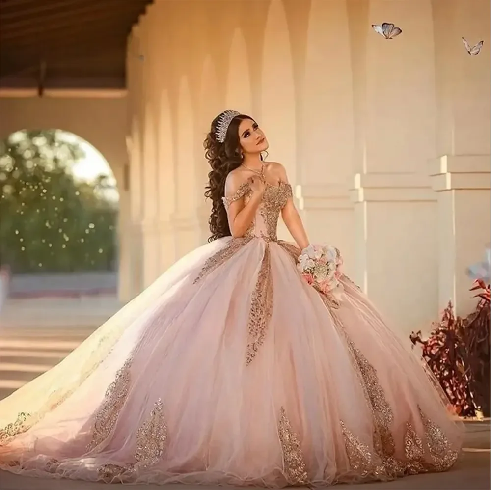 فساتين ANGELSBRIDEP اللامعة باللون الوردي أحمر الخدود Quinceanera الفاخرة من الدانتيل على شكل زهرة ذهبية مكشوفة الكتفين من Vestidos De 15 Anos لحفلات أعياد الميلاد #3
