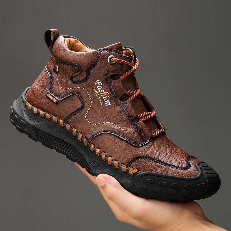 High Quality Genuine Leather Men Boots Handmade Breathable Men Casual Shoes Comfortable Walking Sneakers Luxury Brand Boat Shoes