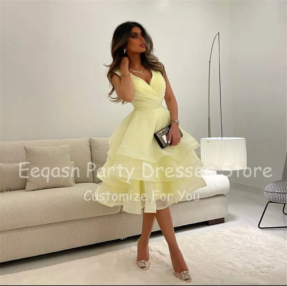 Customized Yellow Organza Prom Dresses Tiered Skirt Short Graduation Dress V-neck Knee Length Formal Party Homecoming Gowns