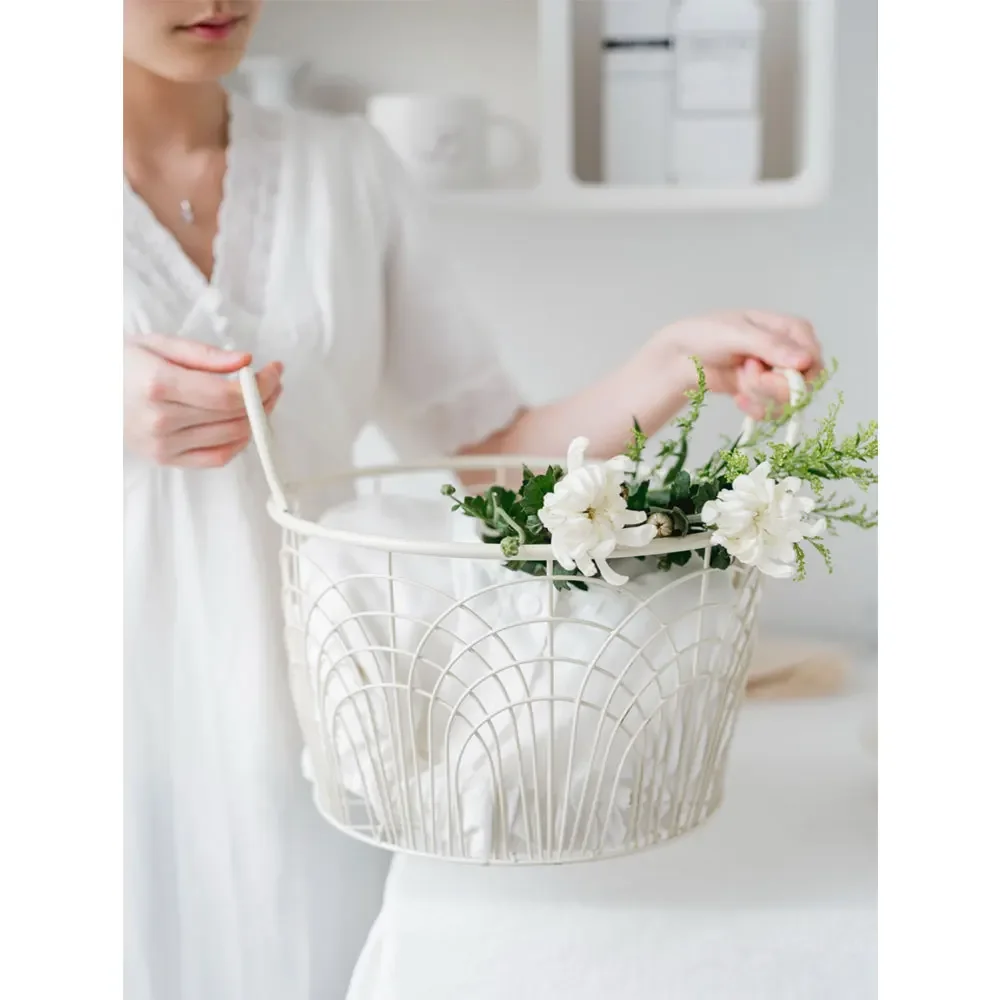 wholesale lager storage basket iron metal round clothing bathroom flower organizer basket with handle