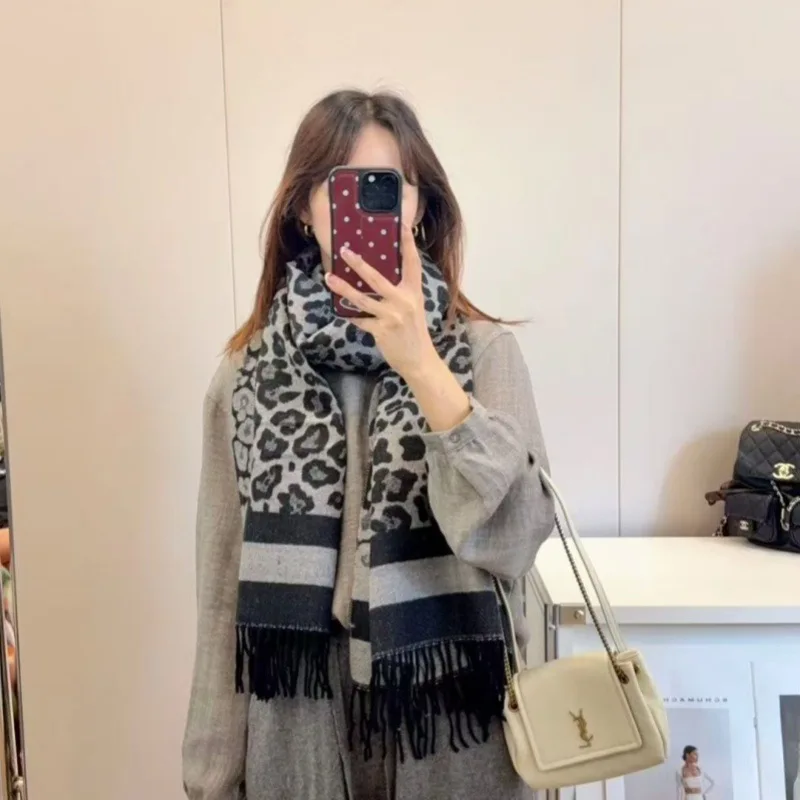 Fashion Classic Leopard Good Faux Cashmere Shawl Long Scarf Women Winter Warm Neckerchief Sping Autumn Core Yarn Wraps