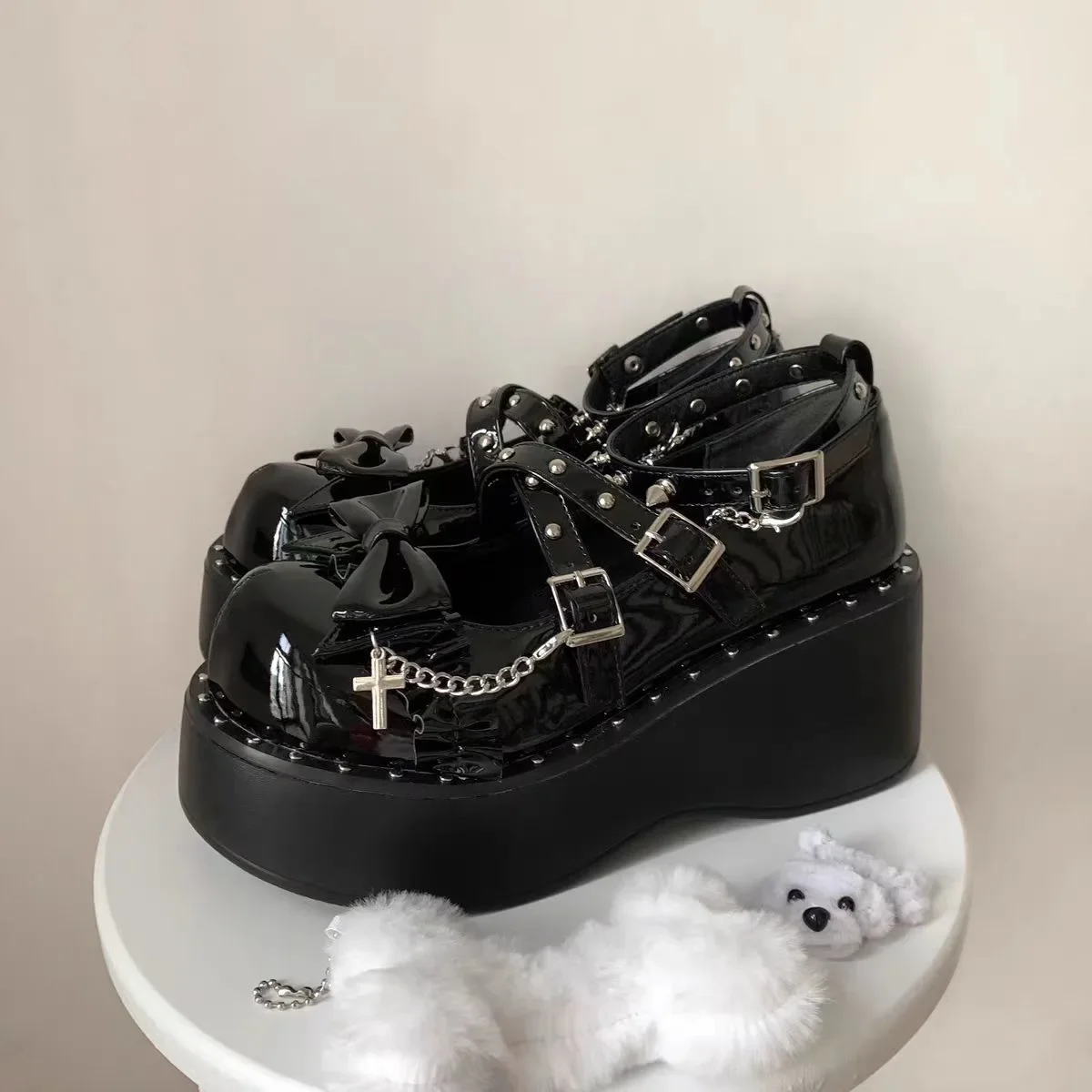 Słodkie buty Lolita damskie na platformie Mary Janes dla kobiety mundur buty JK ozdoby metalowe masywne obcasy buty Punk buty buty