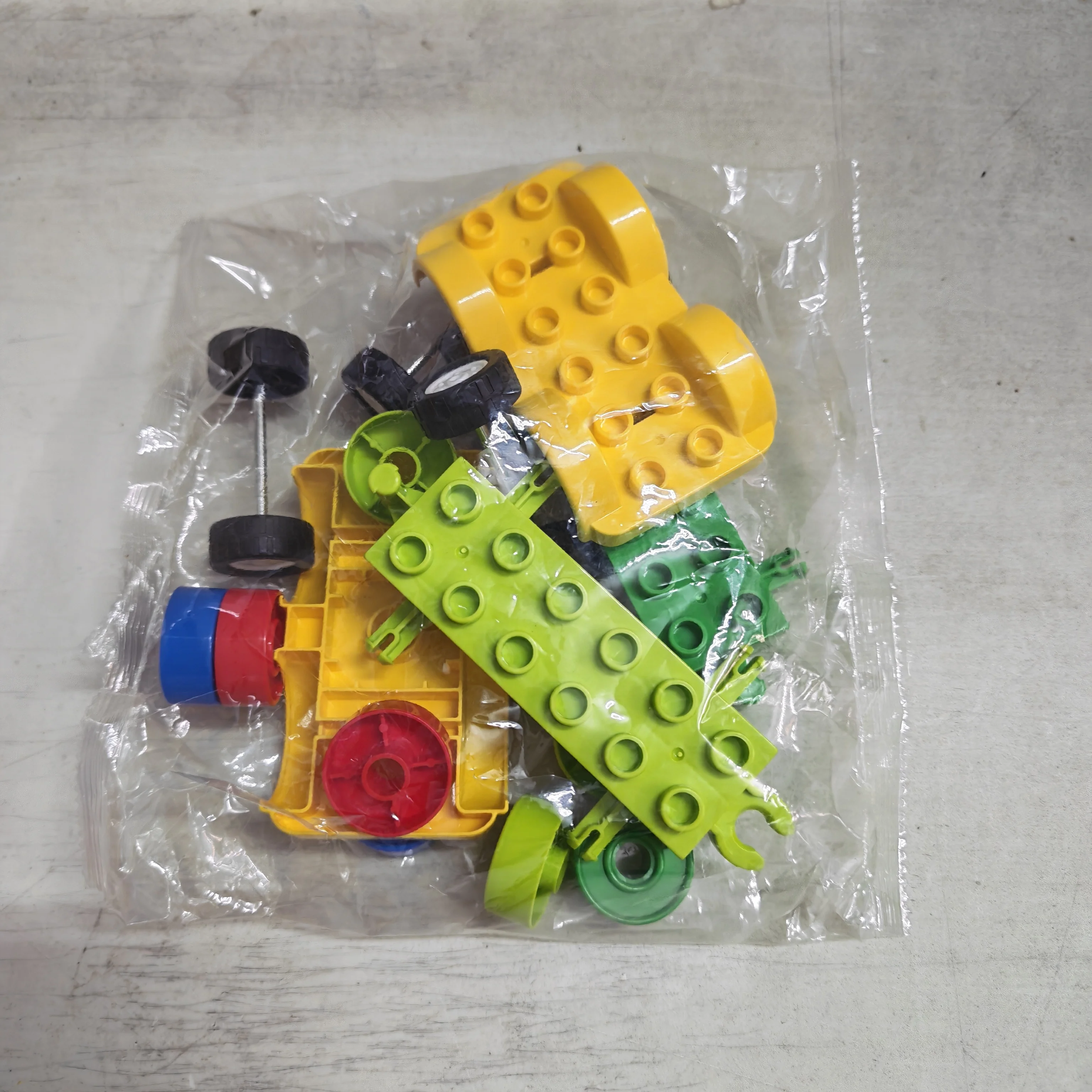 4 Cars/Set Building Blocks Model Compatible Car Traffic Vehicles Big Size Bricks Educational Creative Toys for Children Kids Gif