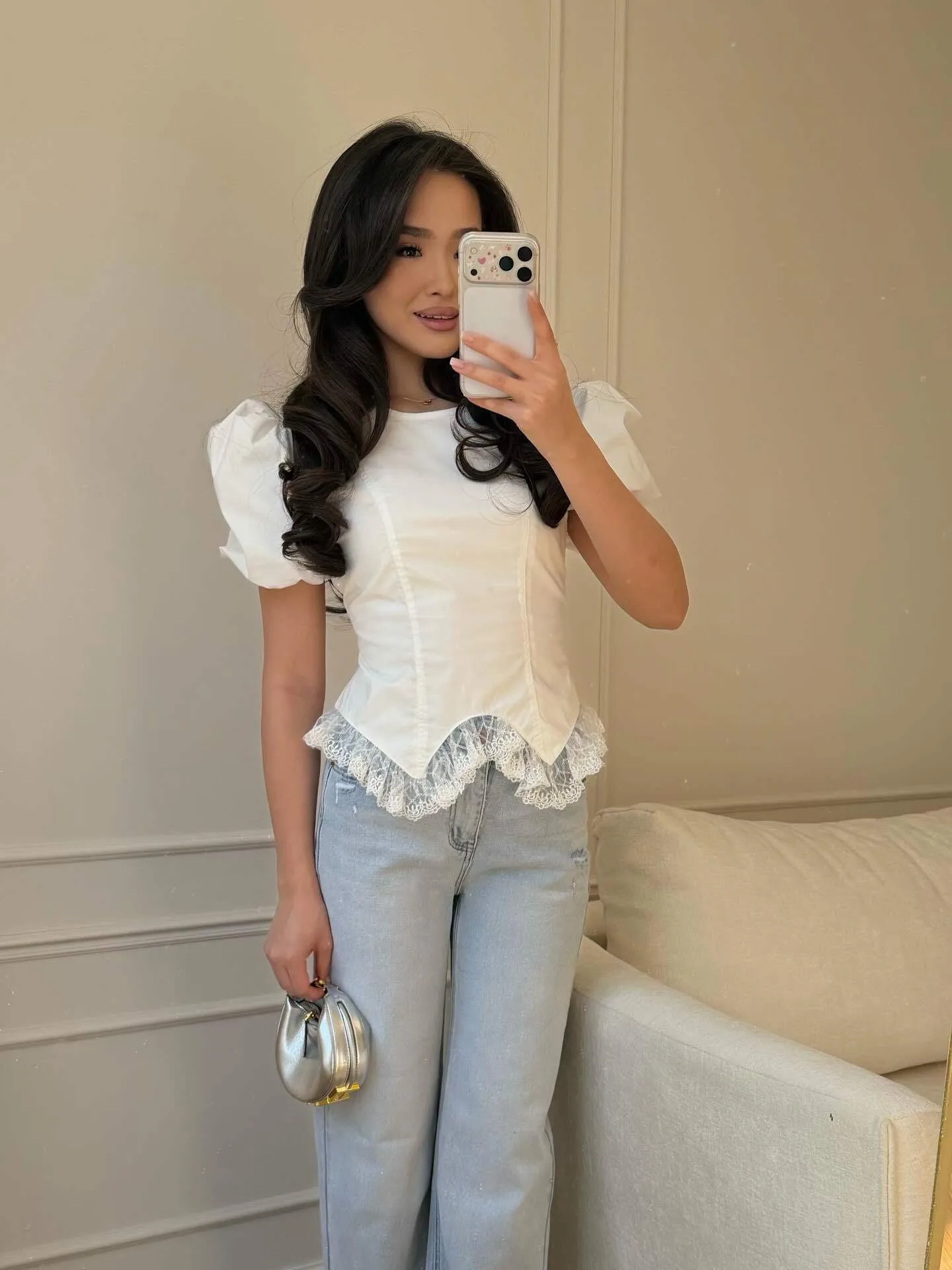 

Elegant Lace Hem Short Sleeve Shirt French Style Loose Fit Cotton Breathable round Neck Casual Women's Top Summer Fashion