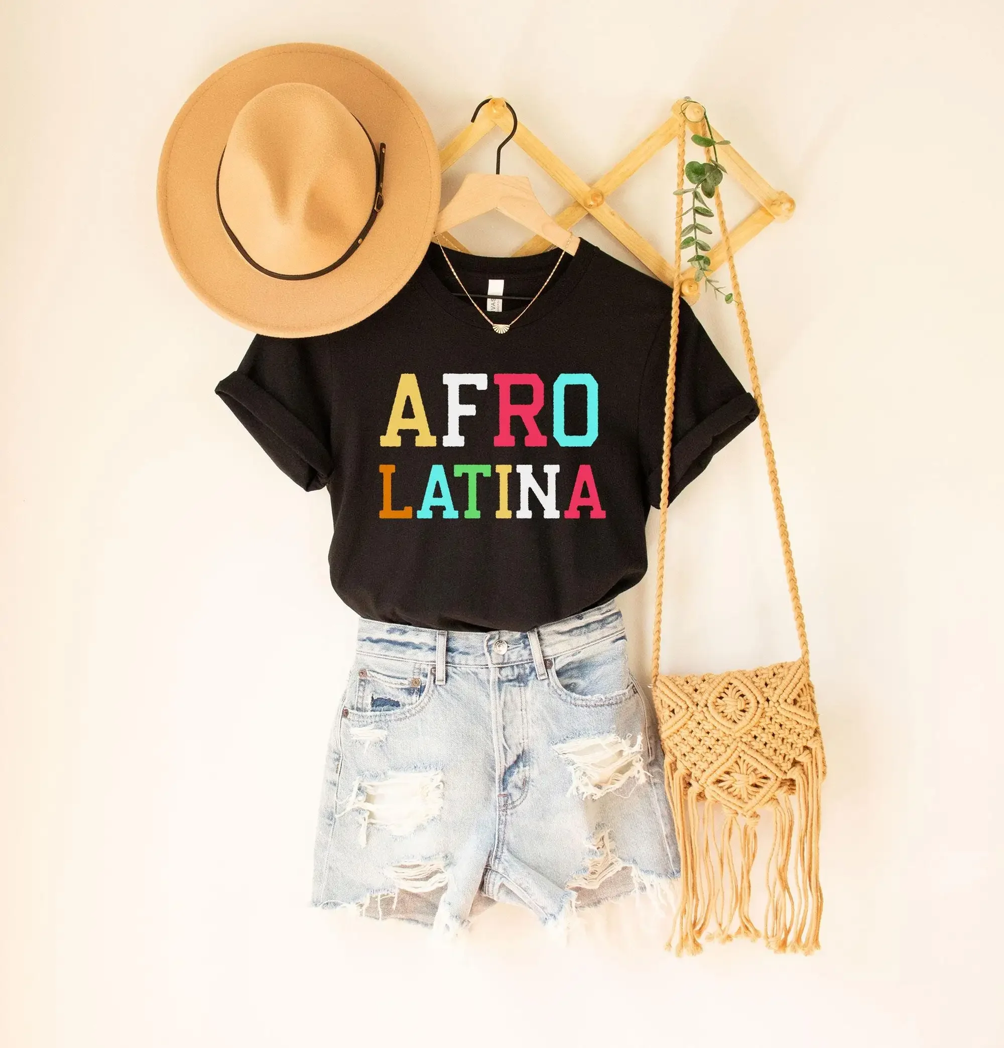 Camiseta Afro Latina Chula espanhola com poder feminista