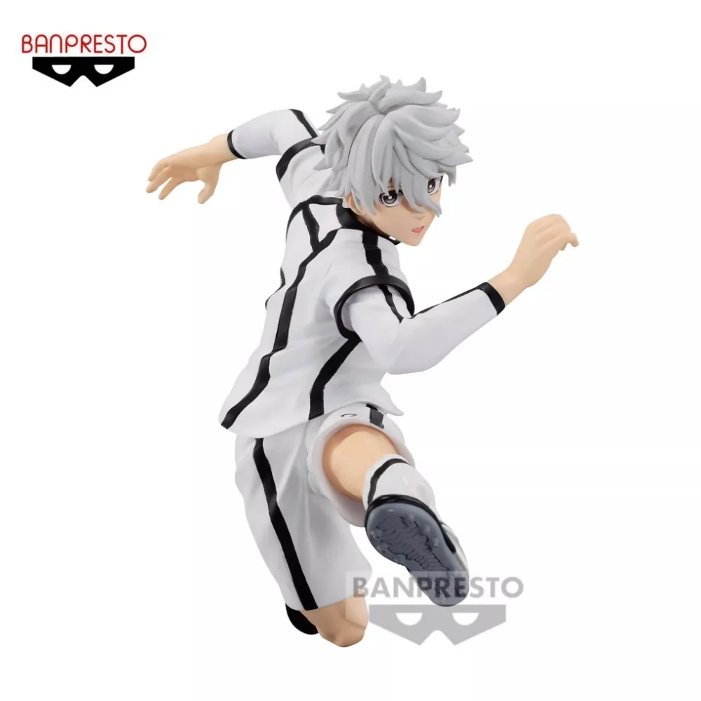 

Фигурки героев аниме BANDAI BLUE LOCK, фигурки героев мультфильма Nagi Seishiro, Оригинальные фигурки для украшения дня рождения, 16 см, игрушки