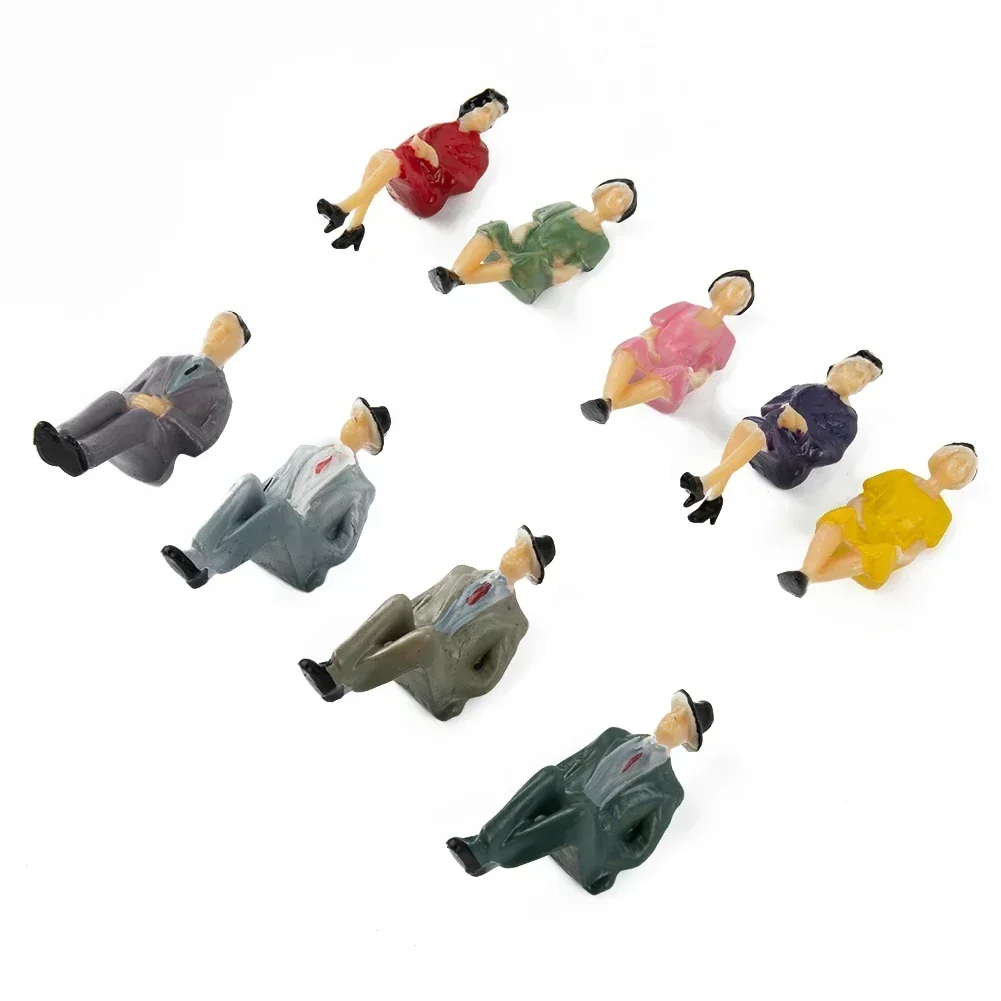 50Pcs 1:32 Budynek Mały Kolor Siedzący Człowiek Piasek Stół Model Rzemiosło Zabawki Malowane Model Ludzie Figurka Siedzący Złoczyńca Zabawka dla dzieci