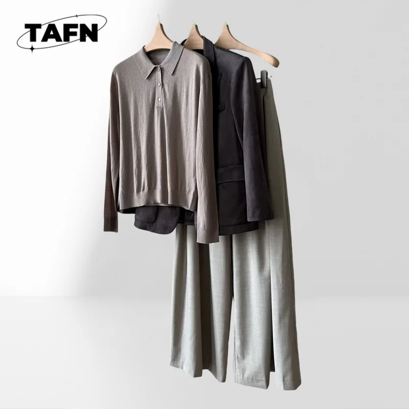 

Women's Slim Fit Pants Set with Matching Blazer Comfortable Women's Jogger Set with Matching Pants AK0306