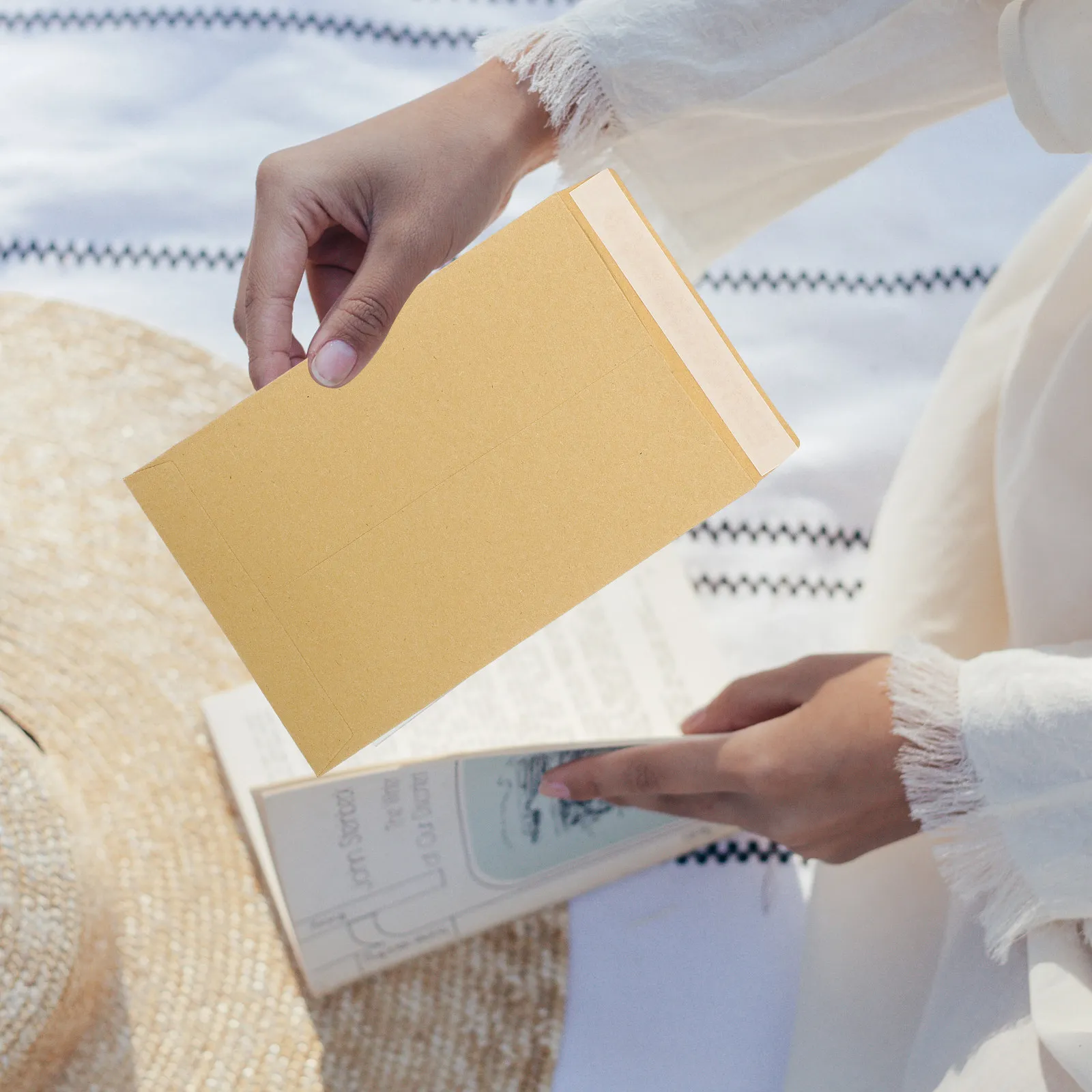 

100Pcs Self Adhesive Money Envelopes Premium Kraft Paper Budget Cash Organizer Savings Challenge Envelopes for Cash Gifts Coins