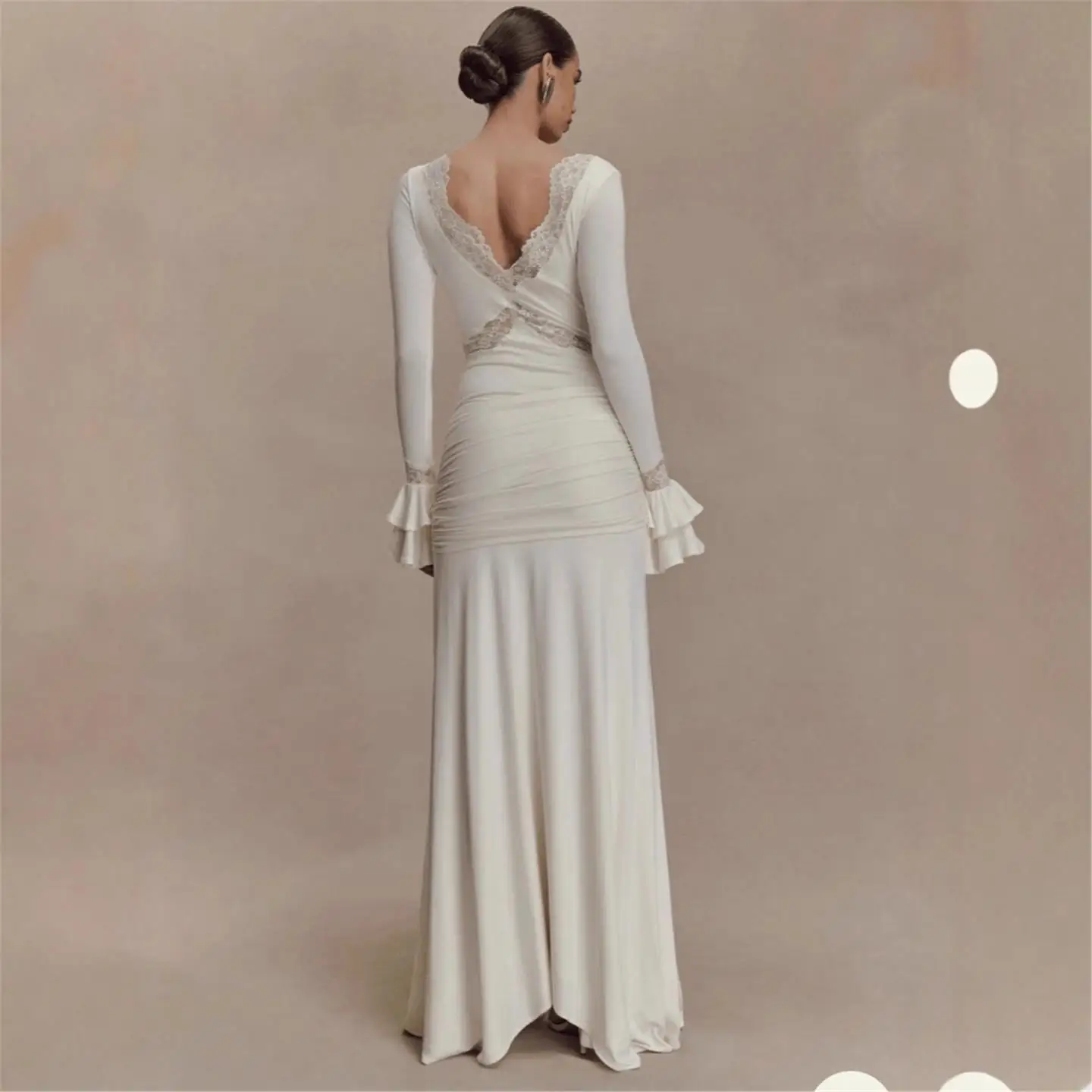 เดรสยาวทรงเอไลน์ผ้าลูกไม้แต่งระบายชายกระโปรงทรงบานสำหรับผู้หญิง ทรงเข้ารูป เอวสูง สไตล์ยุโรป ลำลอง แฟชั่น