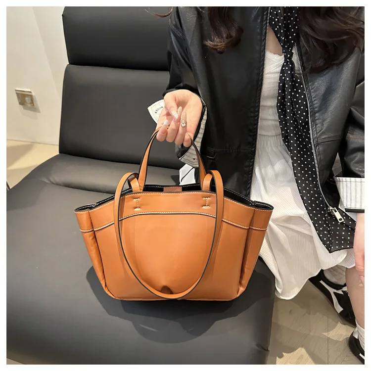 1 Stück Spezialtasche für Damen, große Kapazität, modische Joker-Umhängetasche, neue tragbare Handtasche für Pendler. – Detail 24