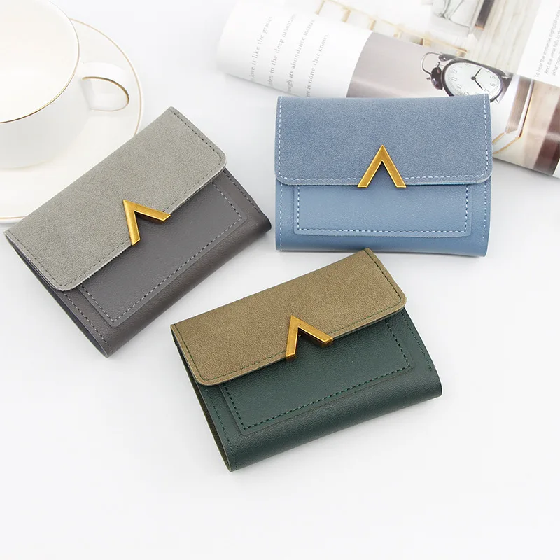 Women's Wallet Retro V Shape Short Wallet Trend Small Fashion Purse Coin Purse Ladies Card Bag