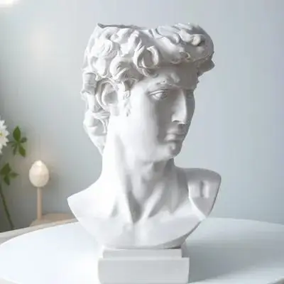 

Resin Funny Statue Pen Holder Creative Desktop Container Small Plant Pot Office Garden Balcony Decoration Gift