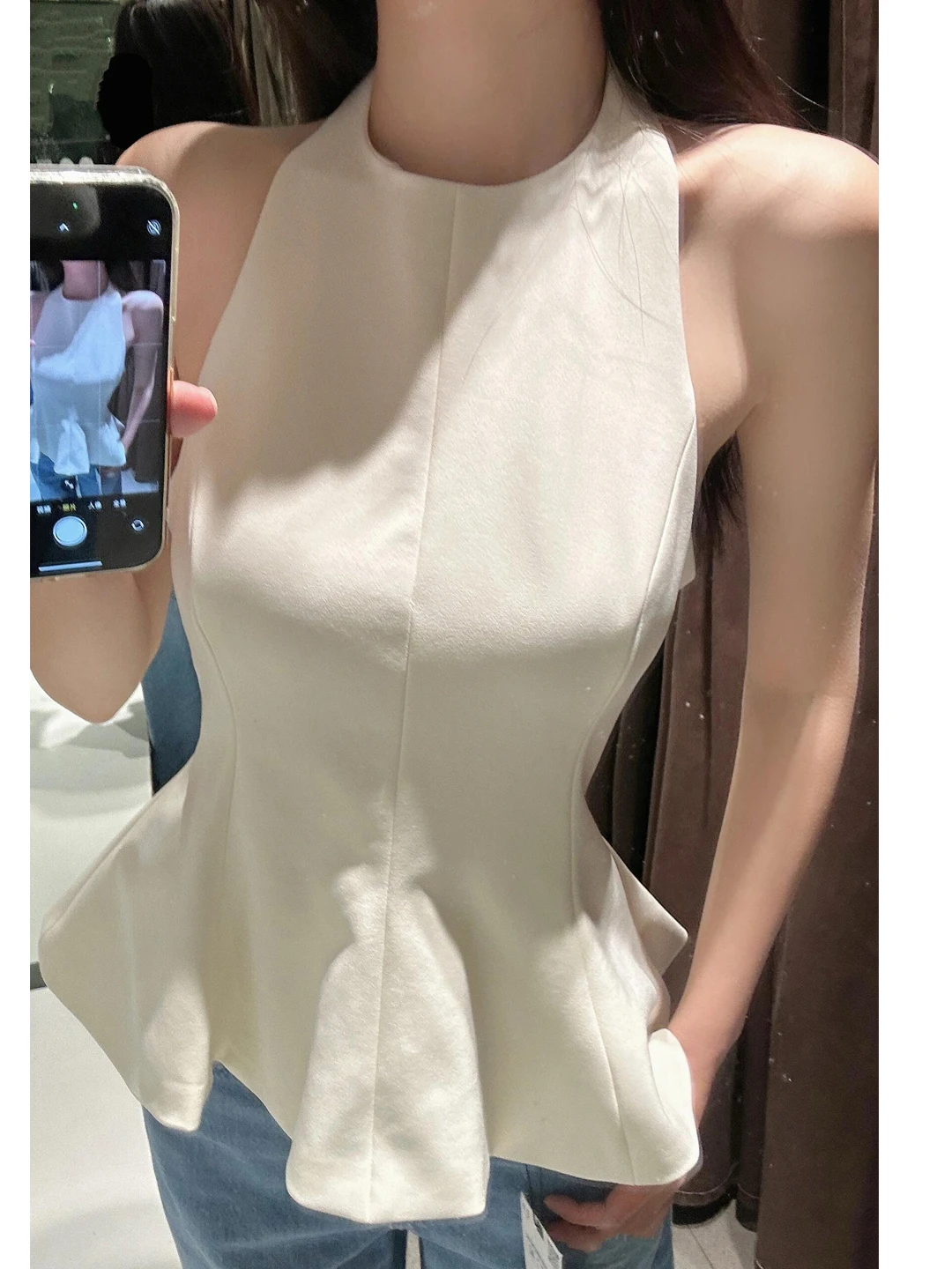 White Sexy Sleeveless Crop Top Women's Summer Fashion Sweet Style Slim Fit Backless Vest Top Hang Neck Design Short Length