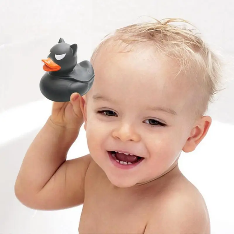 Pato de borracha preto engraçado para crianças, Mini brinquedos de banho, Banheira de Halloween, Brinquedos de piscina