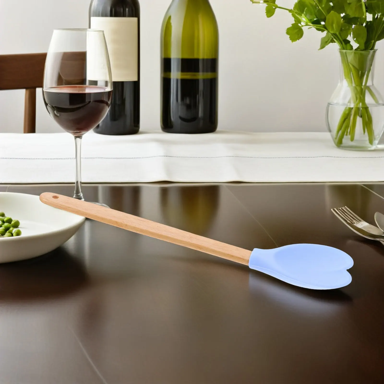 3Pcs Heart Shaped Silicone Spoon with Ergonomic Wooden Handle High Temp Resistant Kitchen Utensil for Cake Cream Spreading Jar
