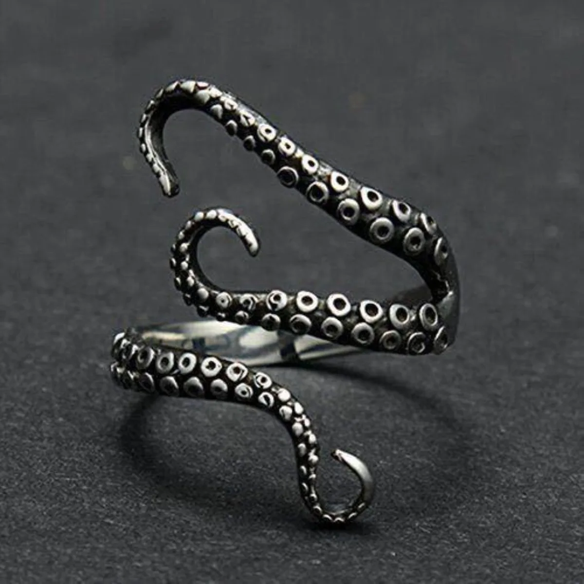 Titanium Steel Octopus Tentacle Ring, Gothic Deep Sea Monster Squid Adjustable Size, Punk Personality Jewelry Gift for Men Women