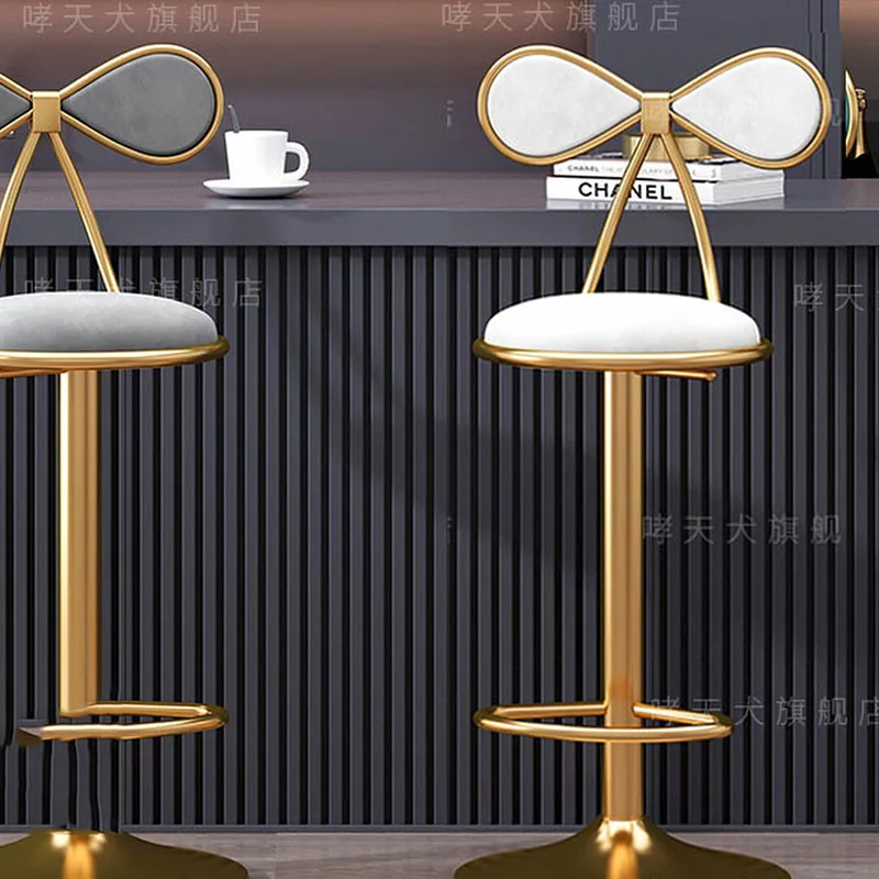 مقاعد للبار بتصميم عرش للمطاعم مصنوعة من الجلد قابلة للتعديل لغرفة النوم ومقاعد معدنية بسيطة لأثاث جناح صالة تابوريتي ألتو