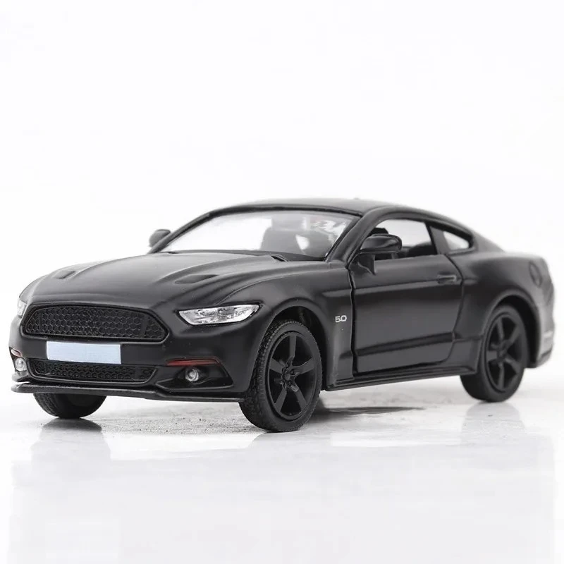 Per 1:36 Mustang GT Modello di auto sportiva in lega Fonde sotto pressione Modello di auto giocattolo in metallo Alta simulazione Giocattoli per bambini Collezione regalo A192