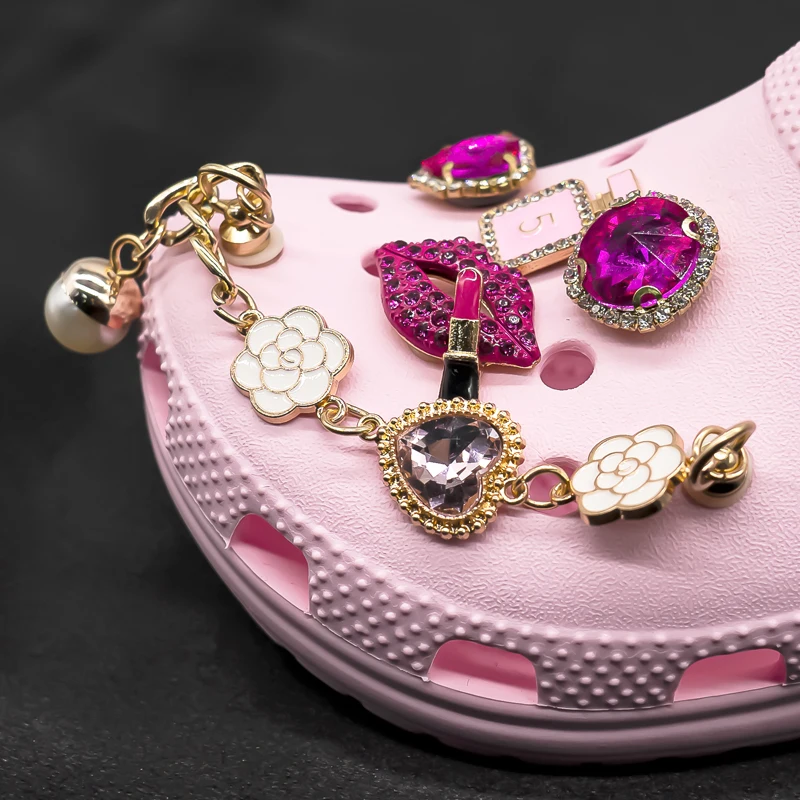 5 stücke Metall Parfüm Schuh Charms Lippenstift Lippen bling Edelsteine Schuh Dekorationen Pins für Frauen Mädchen Geschenk Sandale Zubehör Clog Schnalle – Detail 1