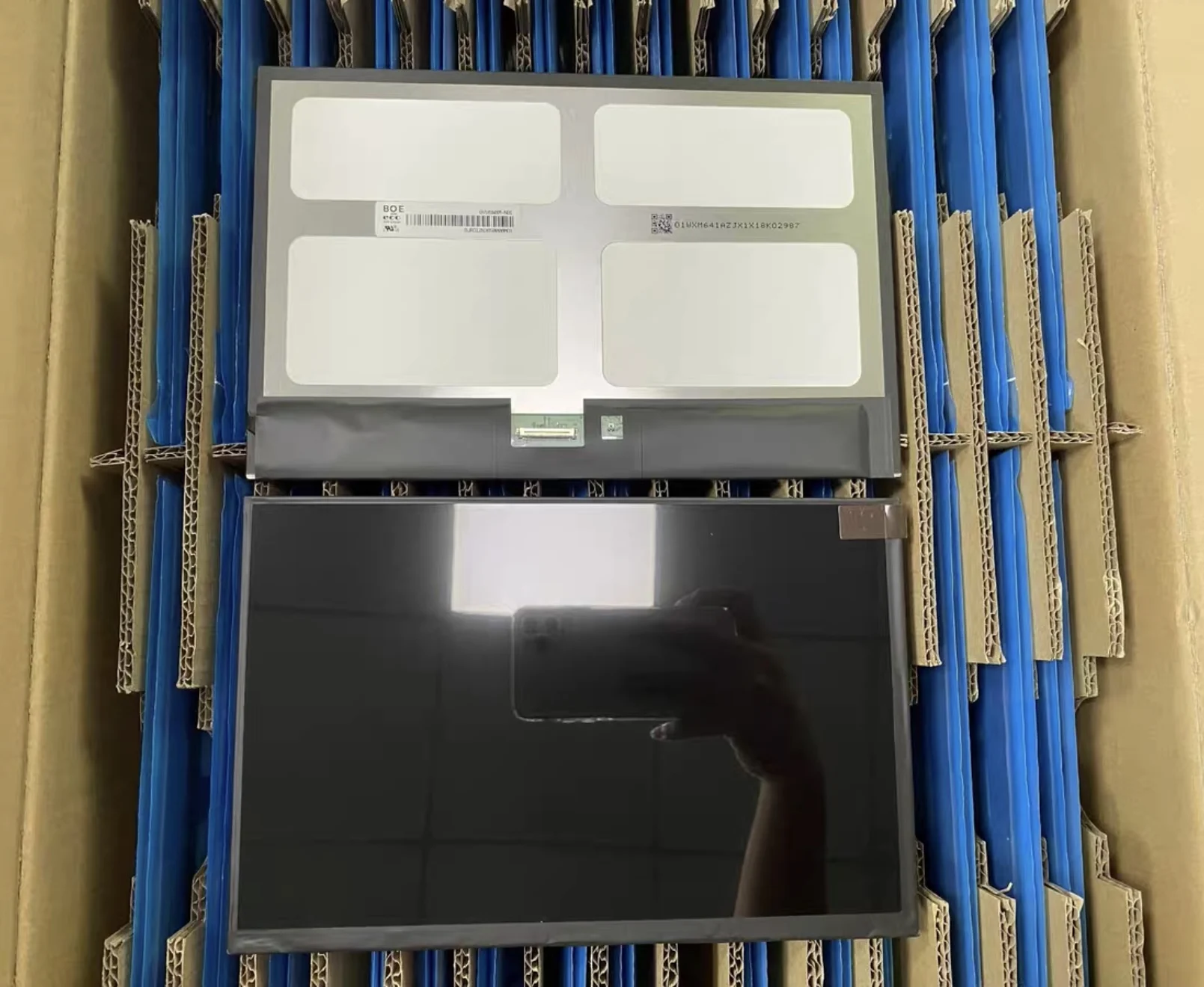 GV101WXM-N81 Brand-New, Genuine 10-inch LCD Display