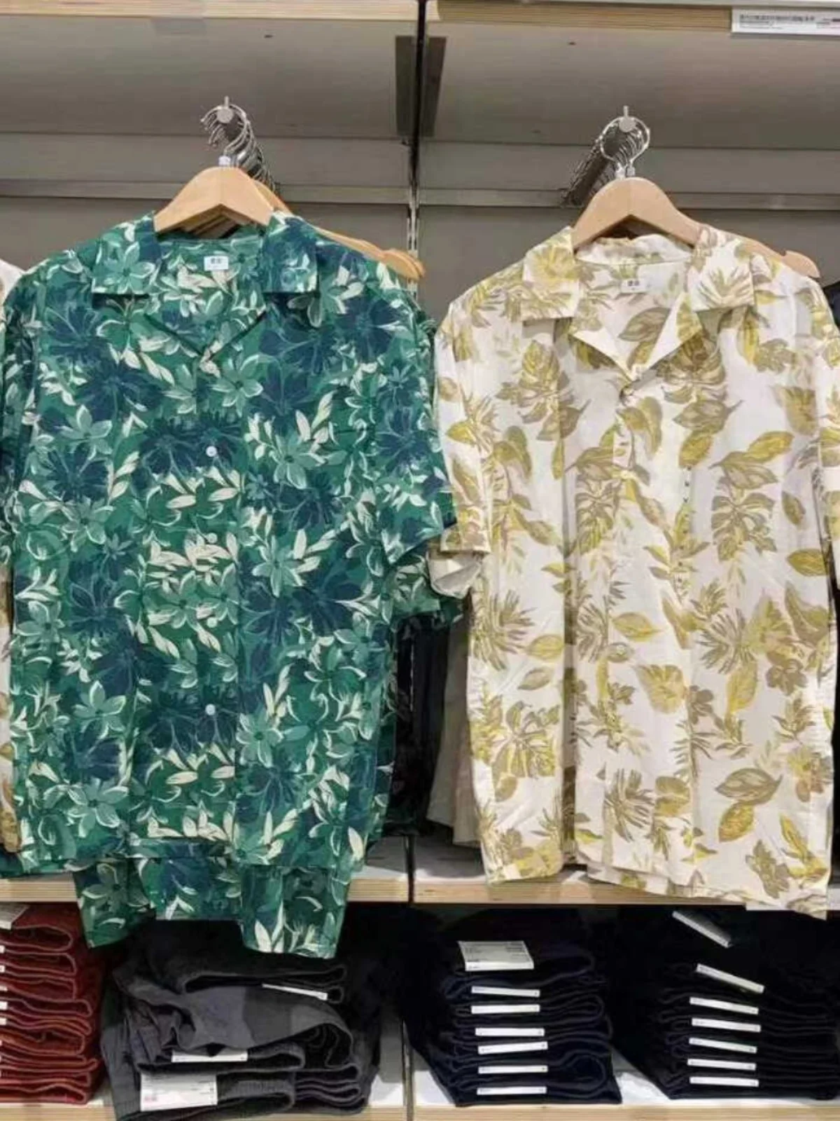 

Men's Cotton Blend Printed Open Collar ort Sve Beach irt Cuban Collar Summer Loose Fit Casual irt Floral Pattern