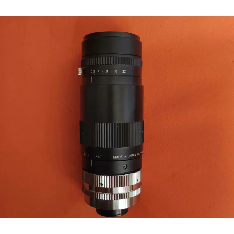 

Second hand CA-LM0210 zoom macro industrial lens X0.25-X1.0 tested OK and shipped quickly