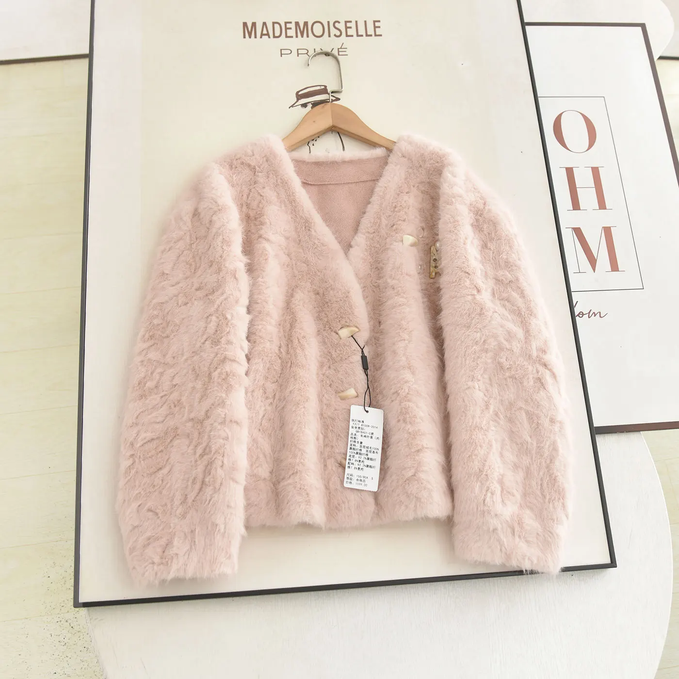 

Pink Fur Jacket Eco-friendly Warmth Casual Style Women's Short Coat Spring Autumn Seasonal Long Sleeve Button Closure