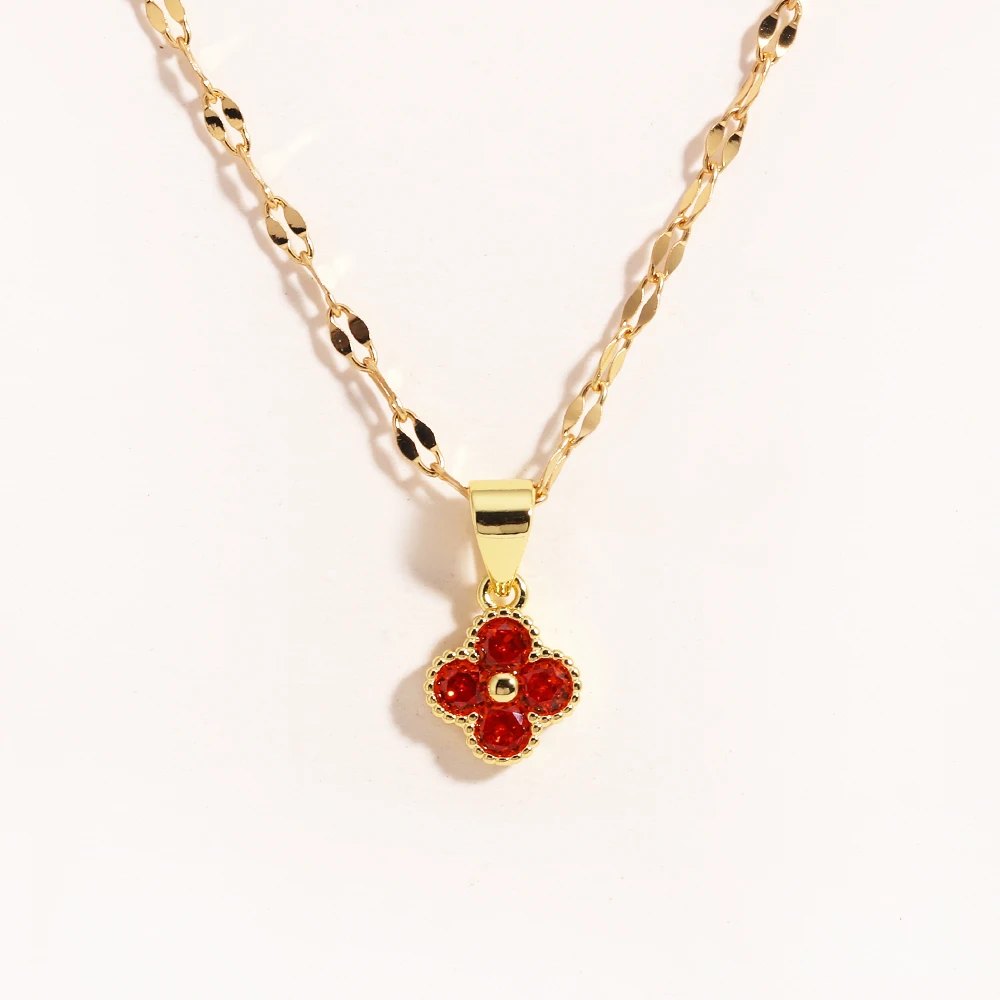 الفولاذ المقاوم للصدأ متعدد الألوان الزركون أربع أوراق البرسيم قلادة أنثى شخصية الموضة المتخصصة الترقوة سلسلة تصميم الشعور