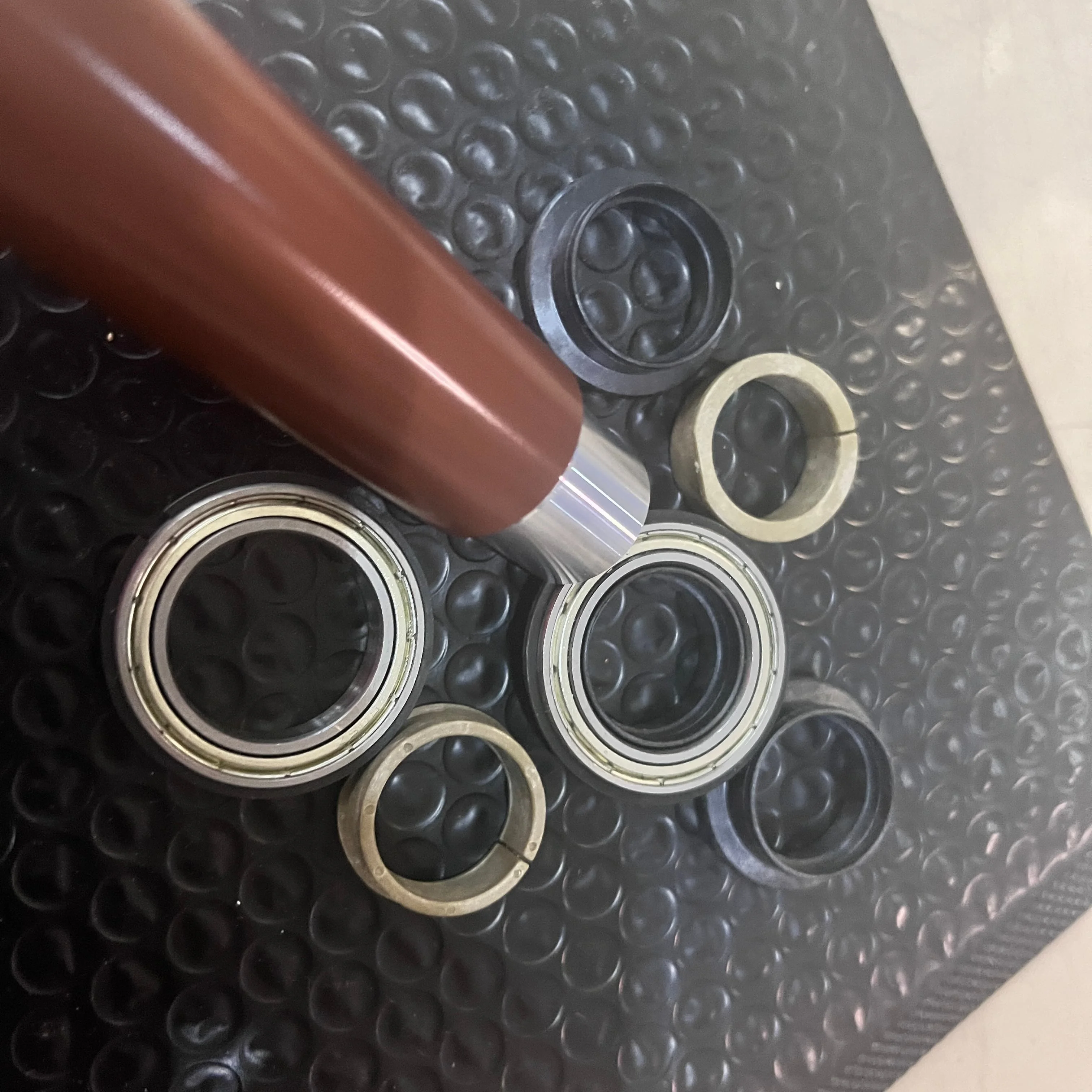 

Подшипник верхней втулки ролика термозагревателя для Konica Minolta Bizhub C364e C454e C284e C224 C284 C364 C454