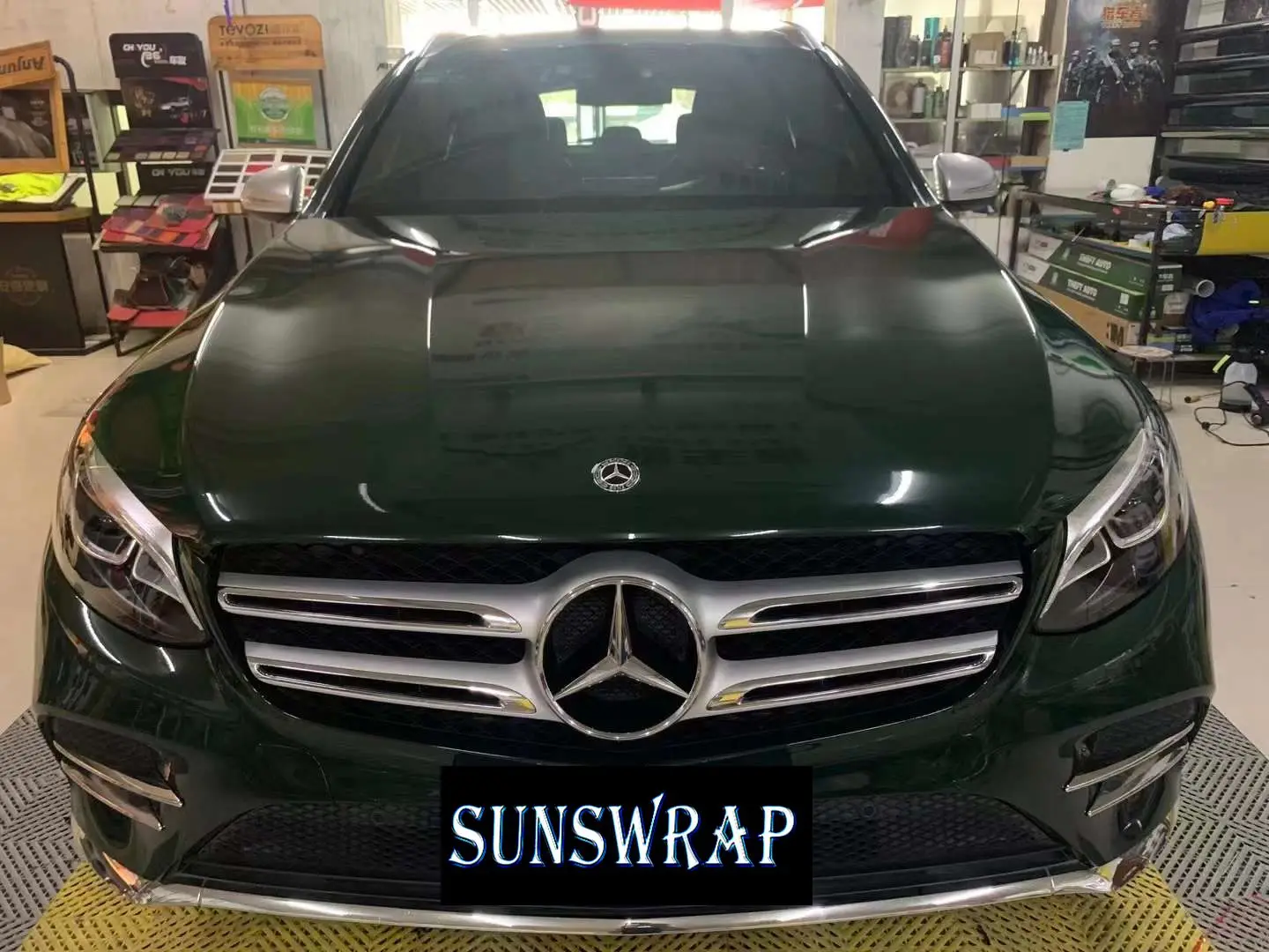 5x59ft/roll Car Bright Glossy Vinyl Film Auto Car Stickers Decal Waterproof Shiny Gloss Auto Car Motorcycle Truck Wrapping Foil