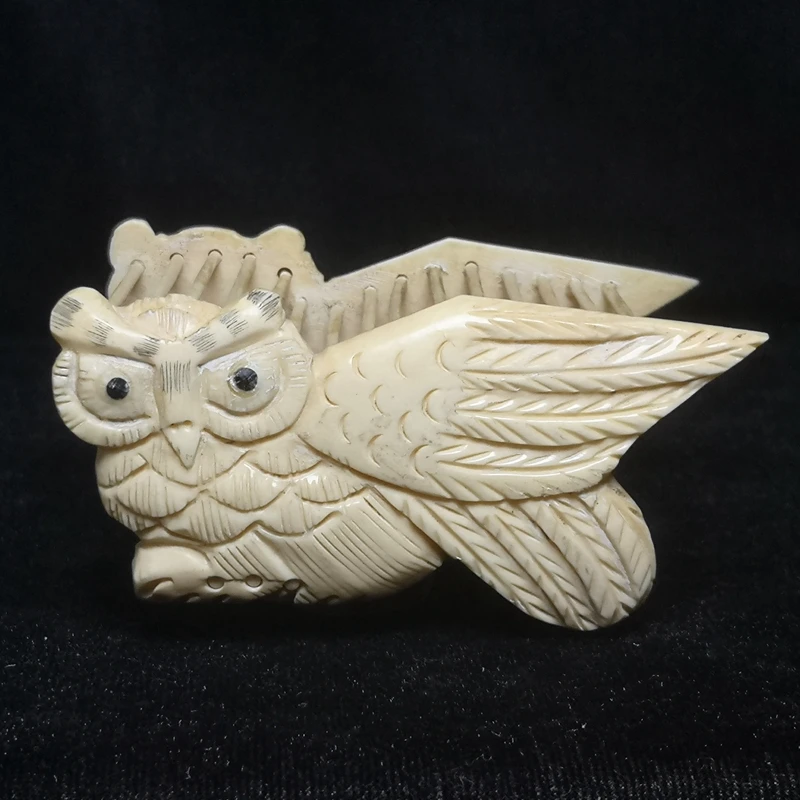 YIZHU CULTUER ART Size 3.2 Inch Old Chinese Hand Carving Vivid Owl Statue Cricket Cage Decoration Pendant Gift Collection