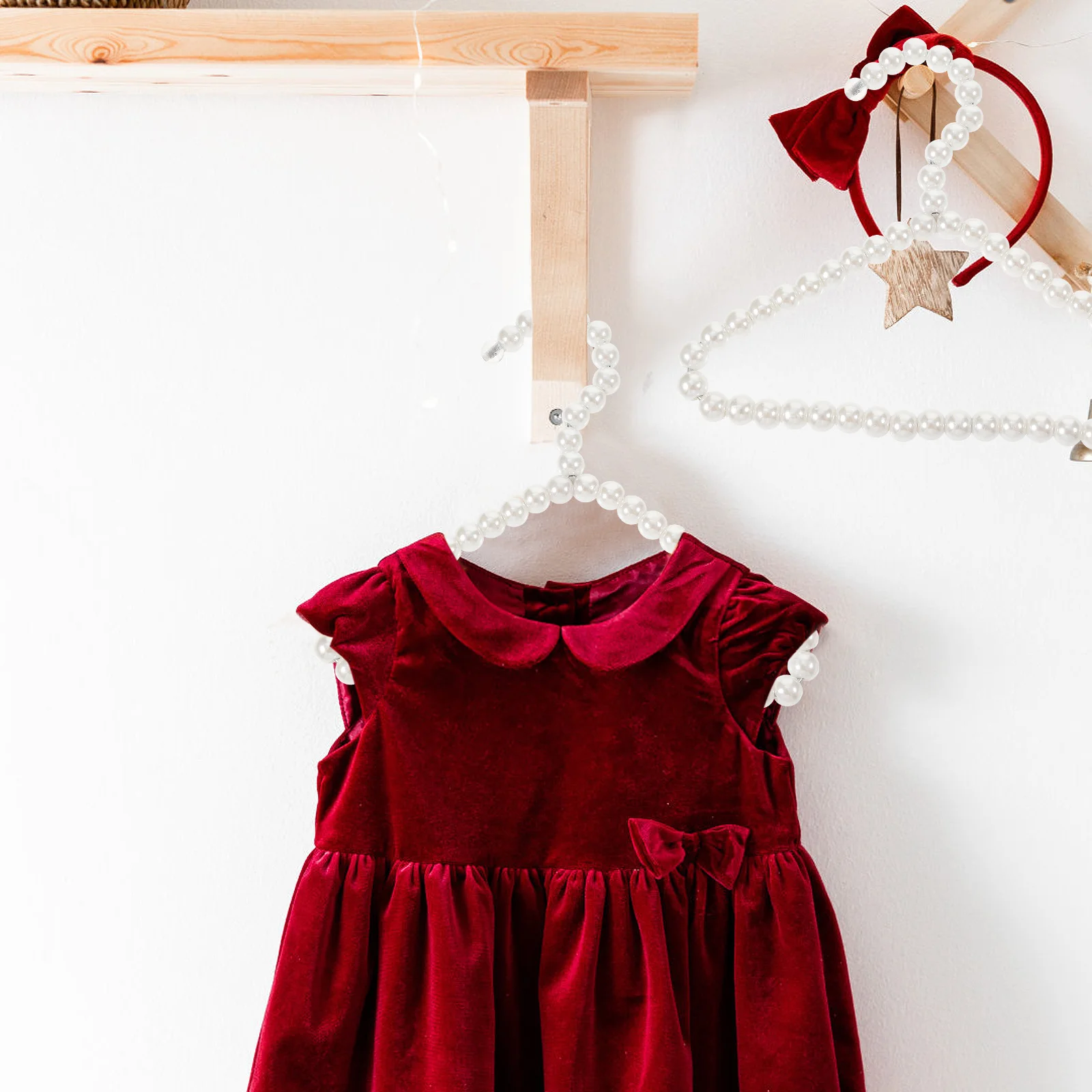 

2Pcs Small Pet Hanger Pearl Material Dog Clothes Hanger with Anti-Skid Design for Closet Coat Protection Travel Dormitory