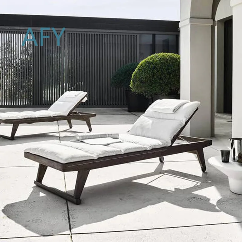 Outdoor Teak Sun Lounger for Hotel Villa Pool Beach Waterproof Wicker Rattan Garden Patio Lounge Chair for Outdoor Living