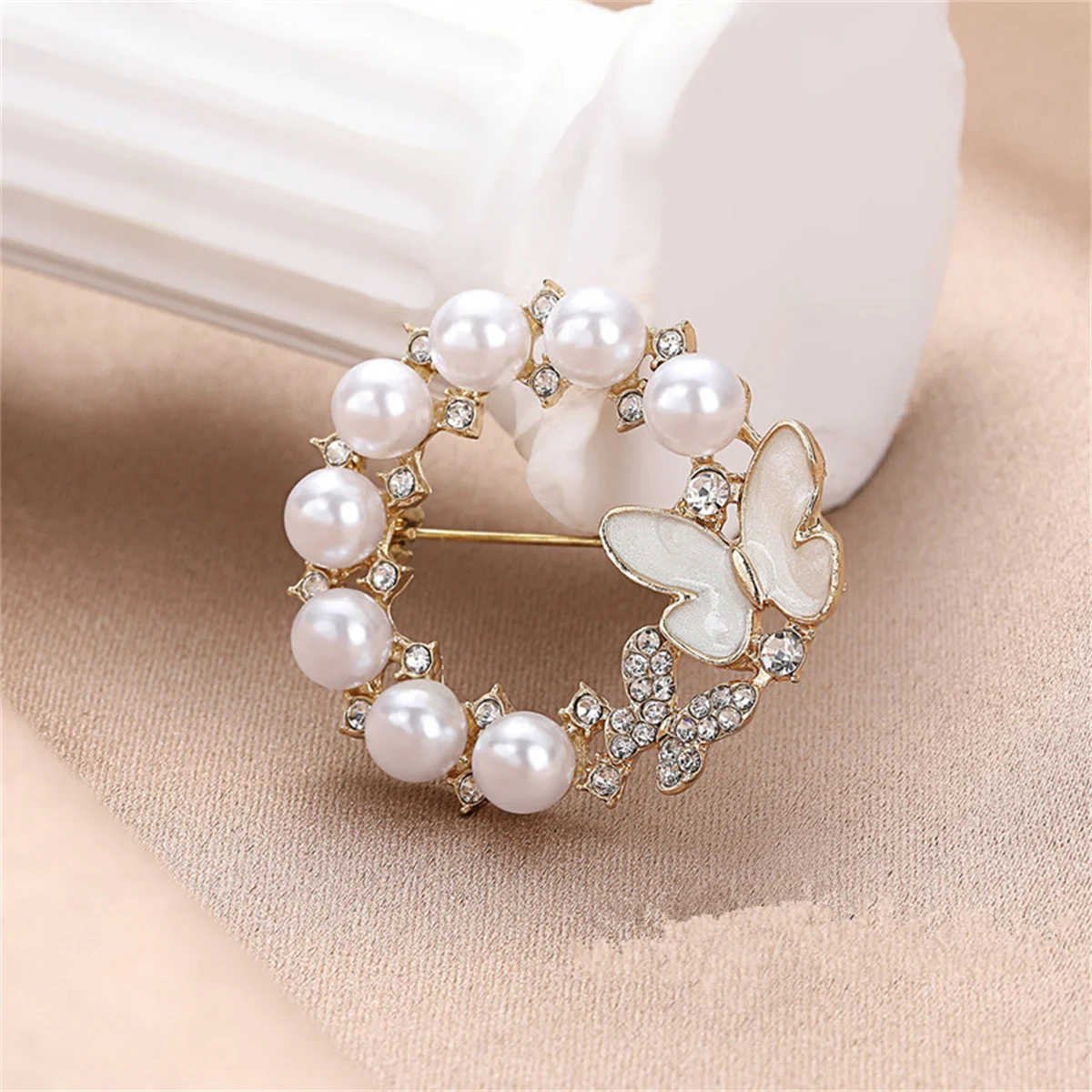 1 قطعة رائعة وأنيقة فراشة إكليل بروش رومانسية الرجعية دبوس سحر مجوهرات فاخرة اكسسوارات مهرجان الحفلات هدية عصرية