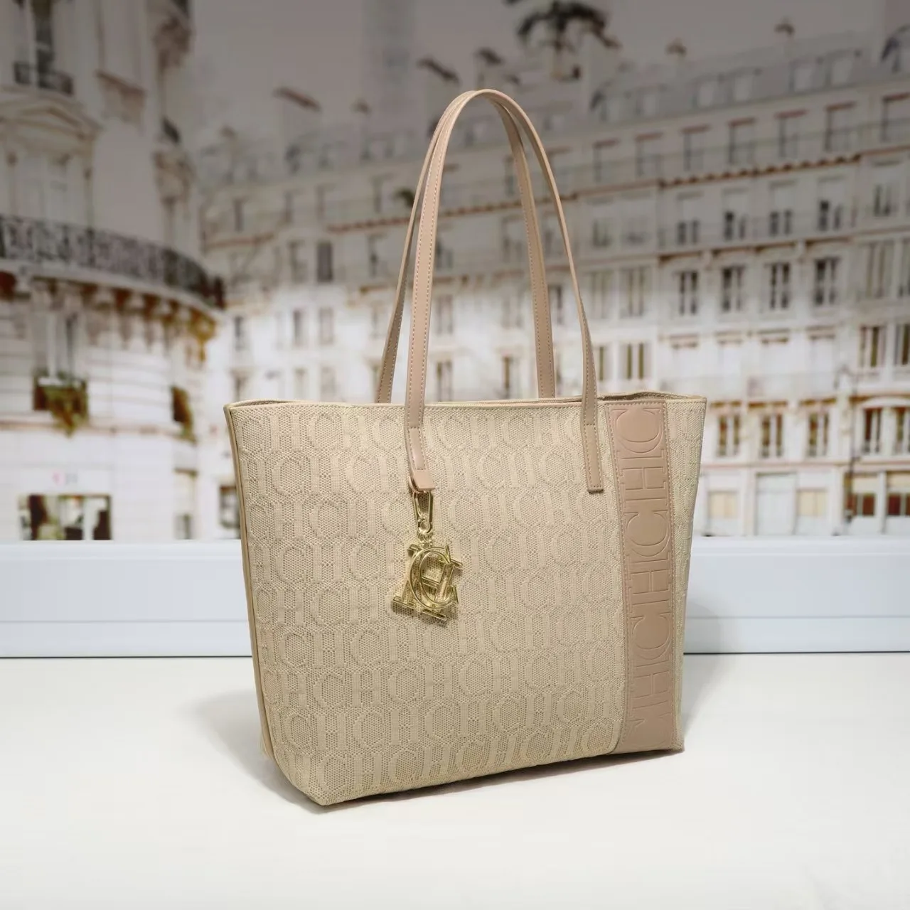 CH 2026 New Women Niche Luxury Tote Bag Premium Texture Large Capacity Canvas Shoulder Handbag Flying Weave