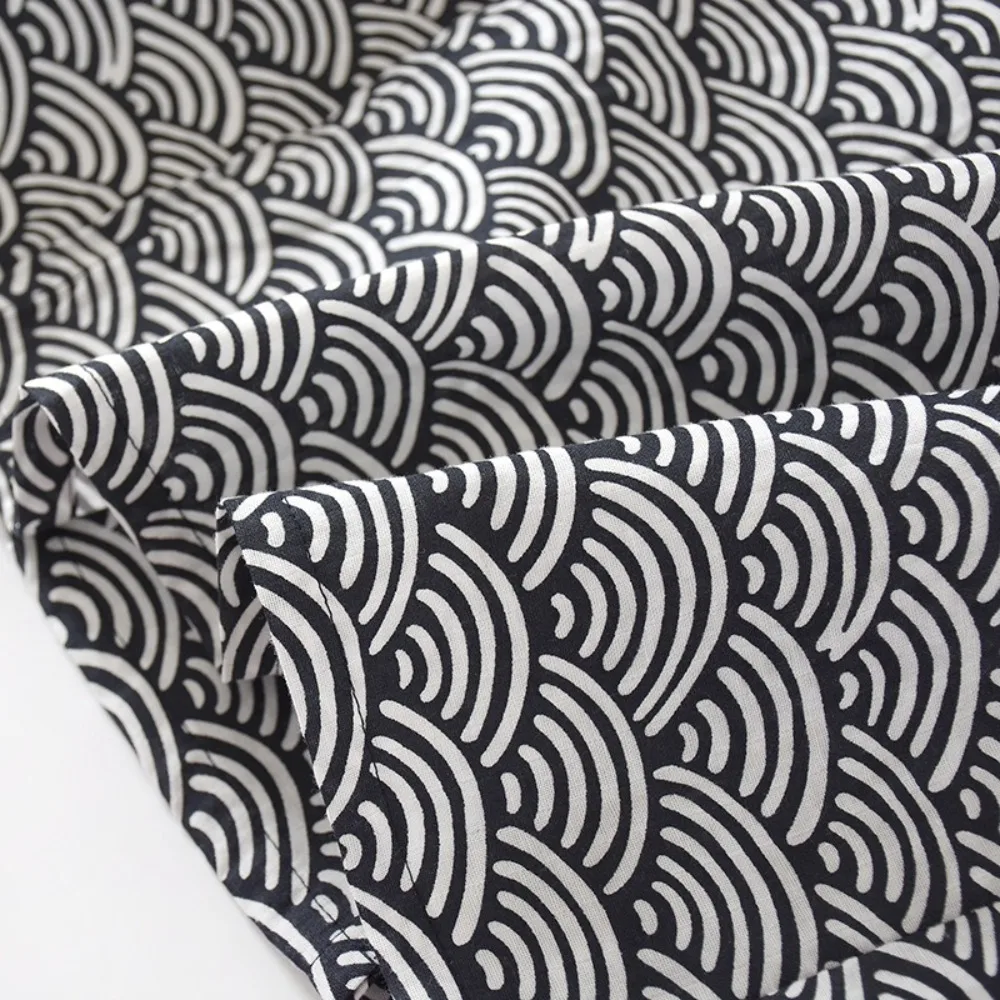 Nightdress V-Neck Men's Kimono Bathrobe Loose Long Sleeve Kimono Pajamas Thin Print Men's Hooded Robe for Spa