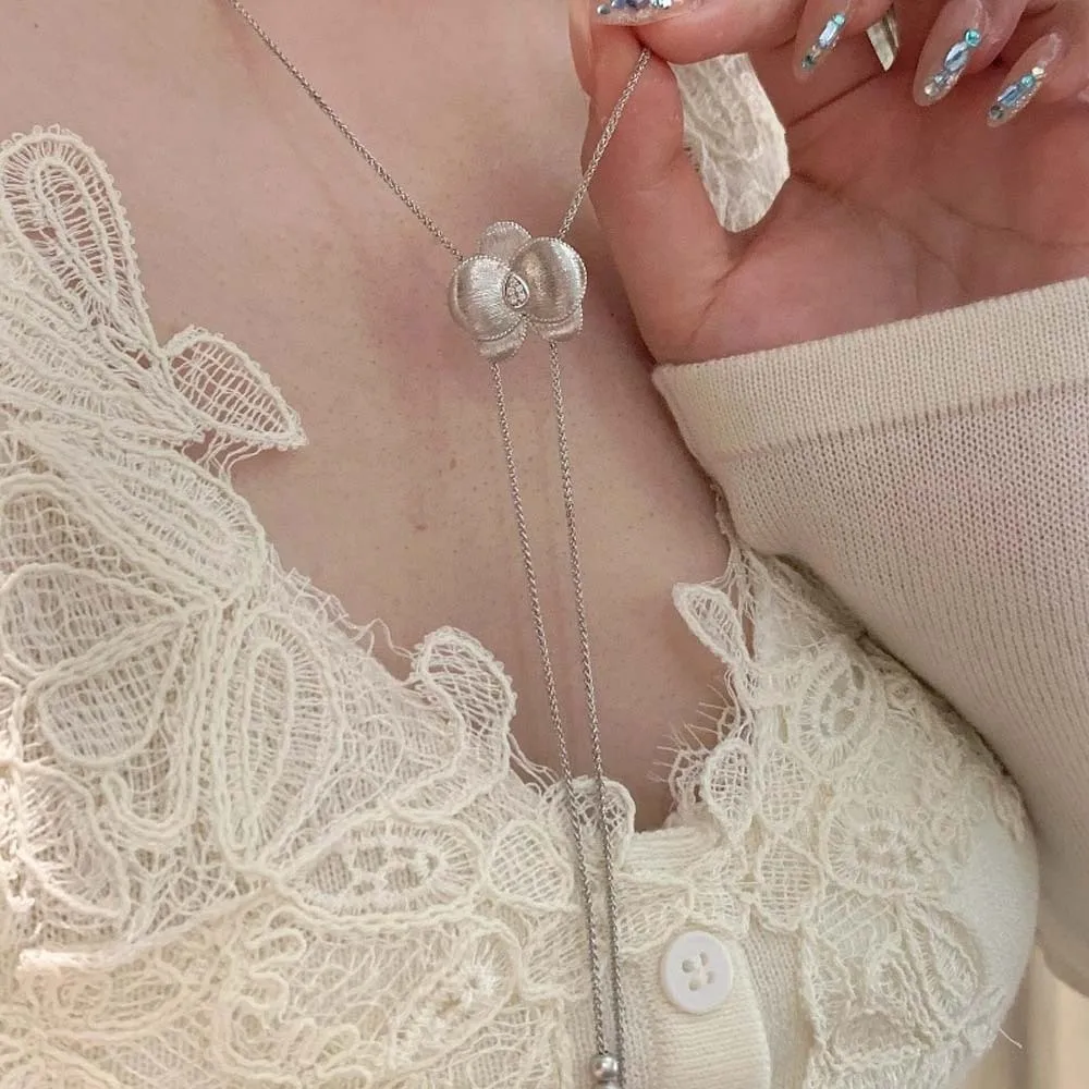 Luxury Butterfly Orchid Necklace Moth Orchid High-end Golden Collarbone Chain Star Rhinestone Retractable Stacked Necklace Daily