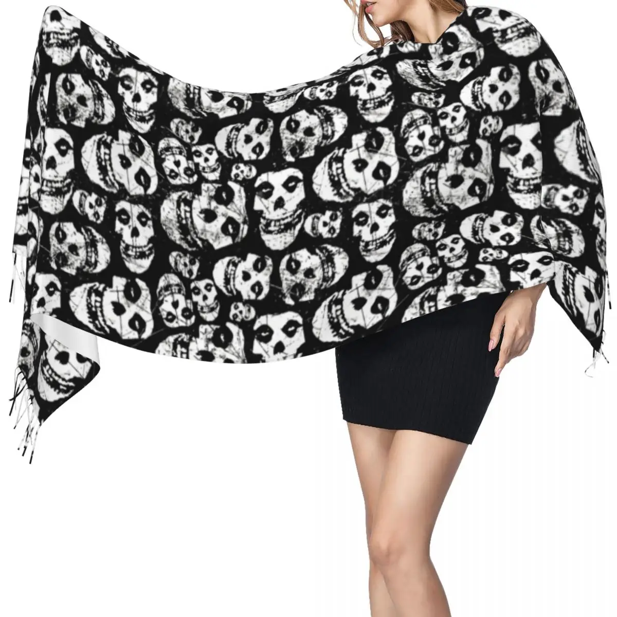 Custom Rock Punk Band Misfits Skull Face Pattern Scarf Wrap for Women Long Winter Warm Tassel Shawl Unisex Heavy Metal Scarves