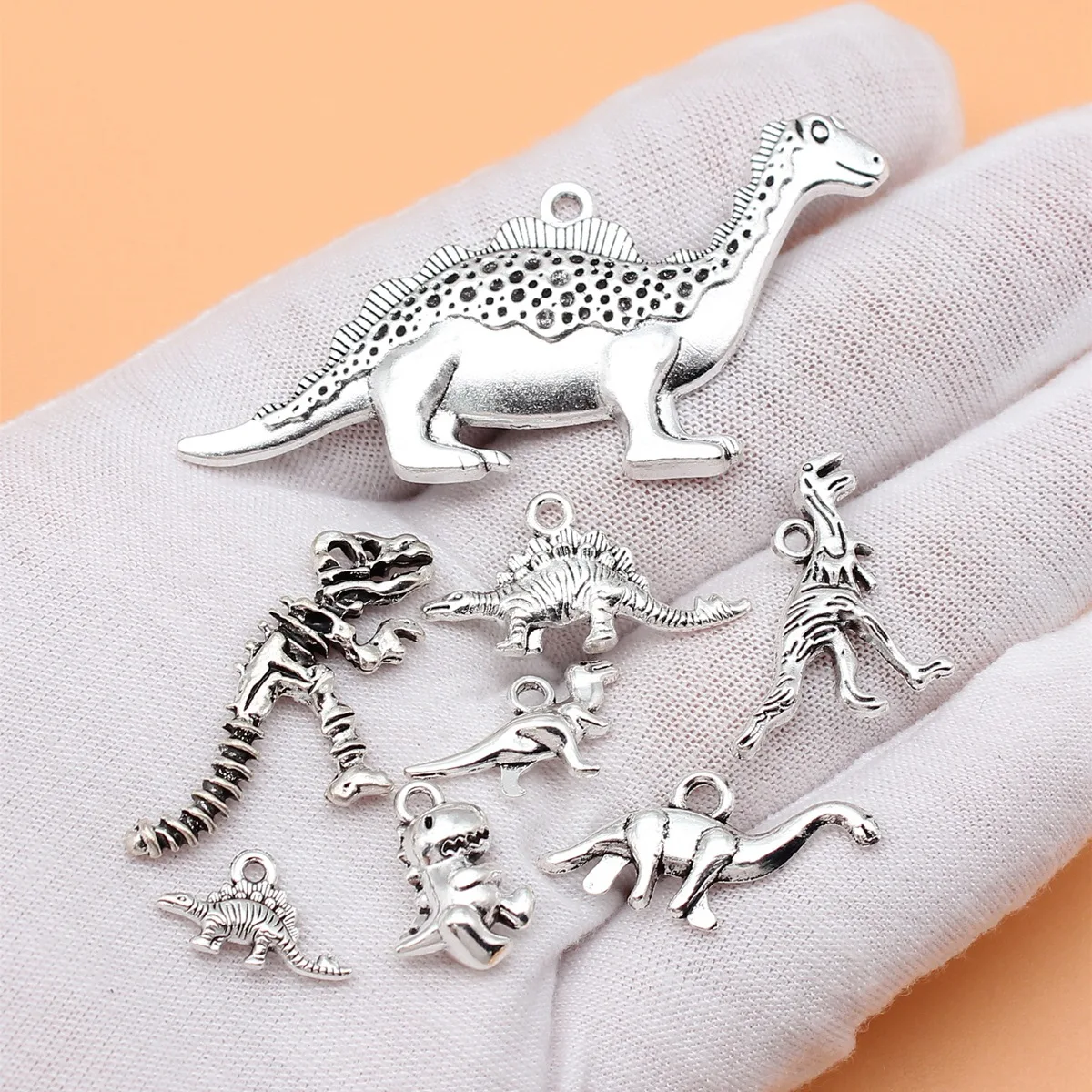 8pcs Antique Silver Color Dinosaur Charms Collection For DIY Jewelry Making, 8 Styles, 1 of Each